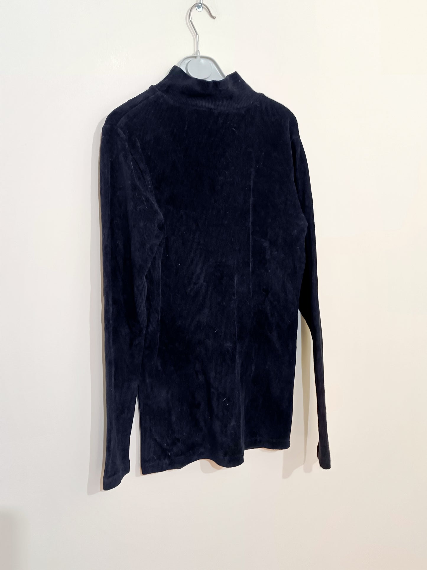 T-shirt manches longues Kiabi avec col en velours noir Taille 16 Ans