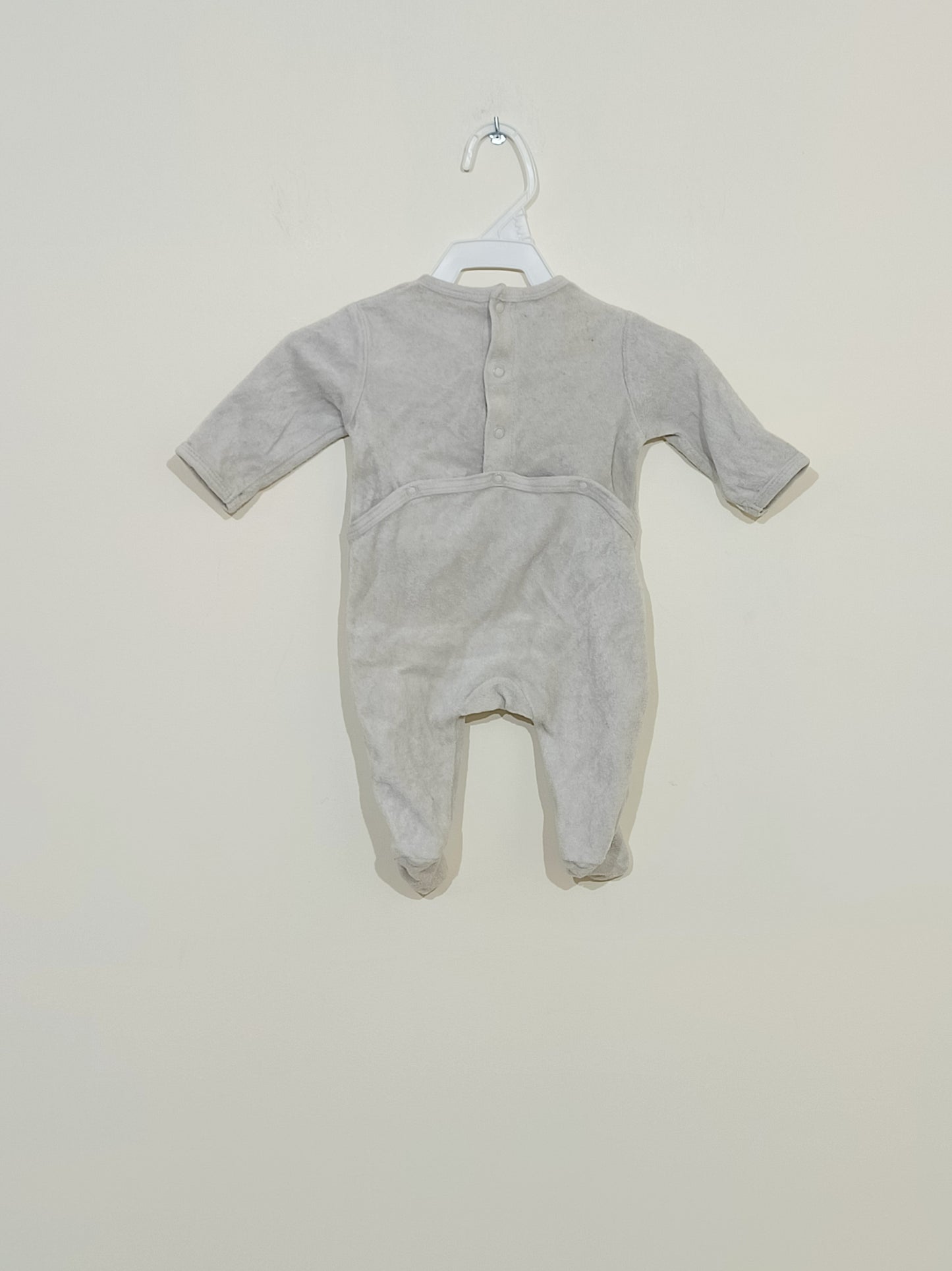 Pyjama Kiabi beige avec impression Taille 3 mois