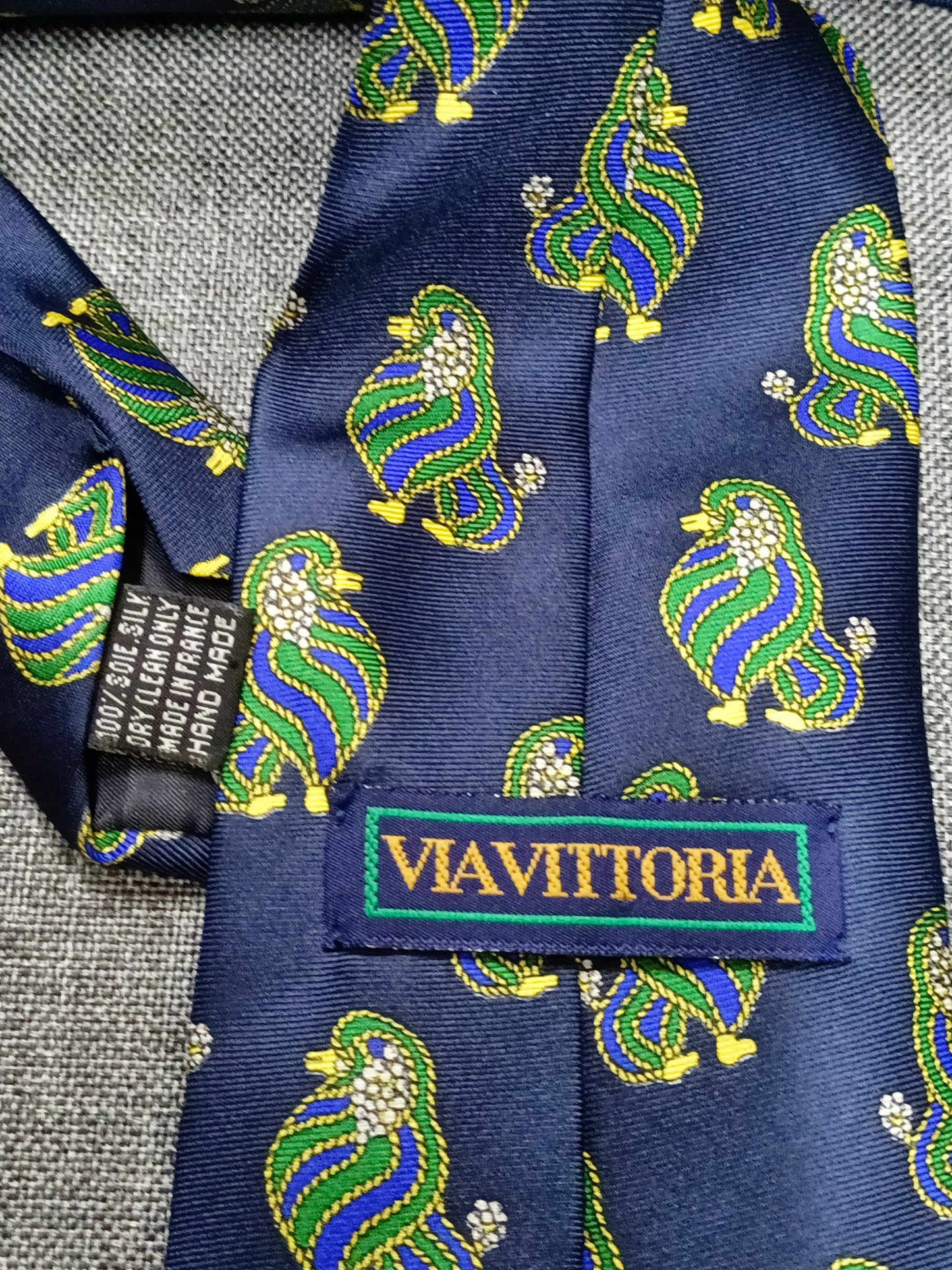 Cravate Via Vittoria bleue marine avec motifs chiens