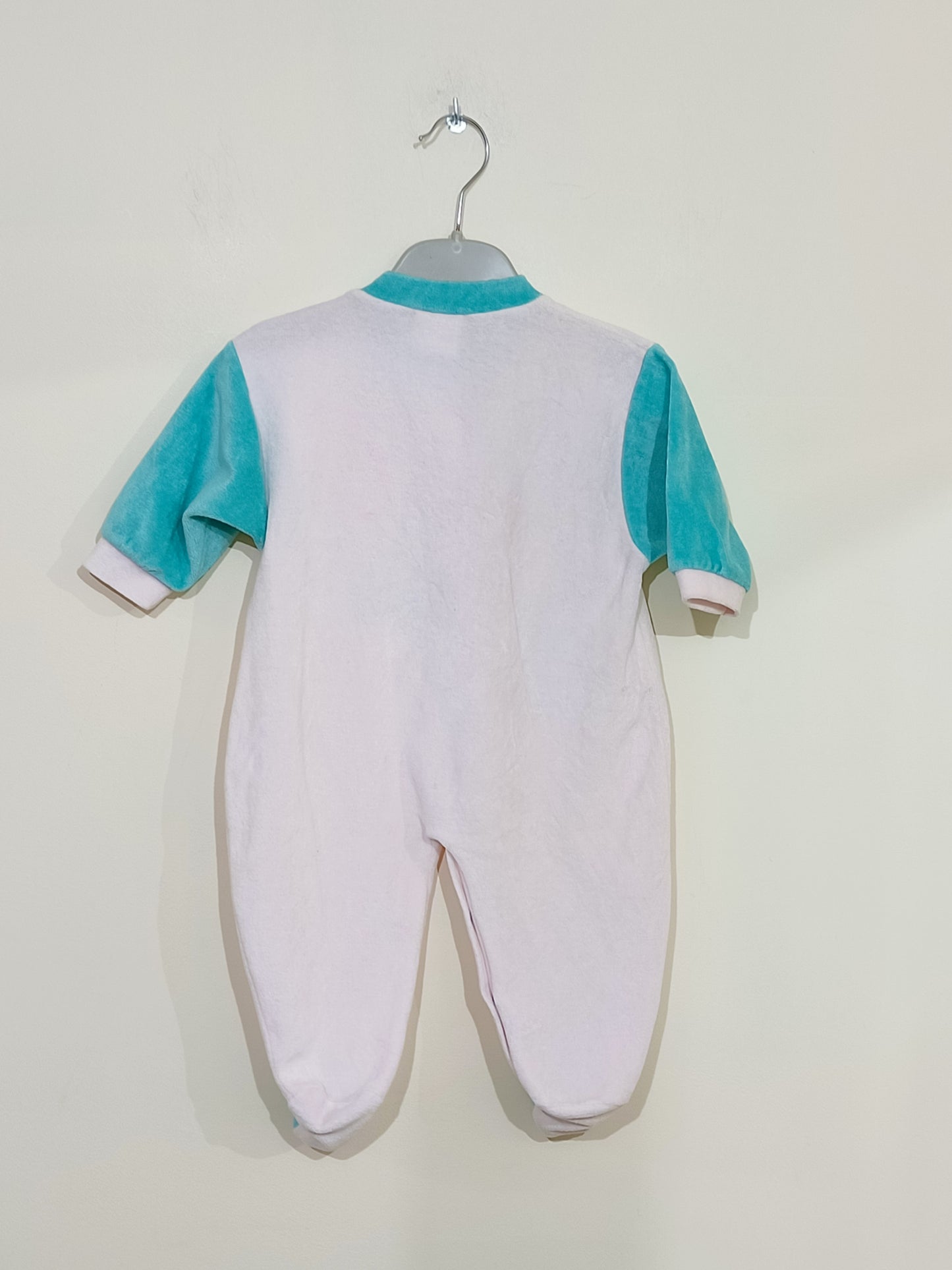 Pyjama rose et vert avec broderie Taille 6 Mois