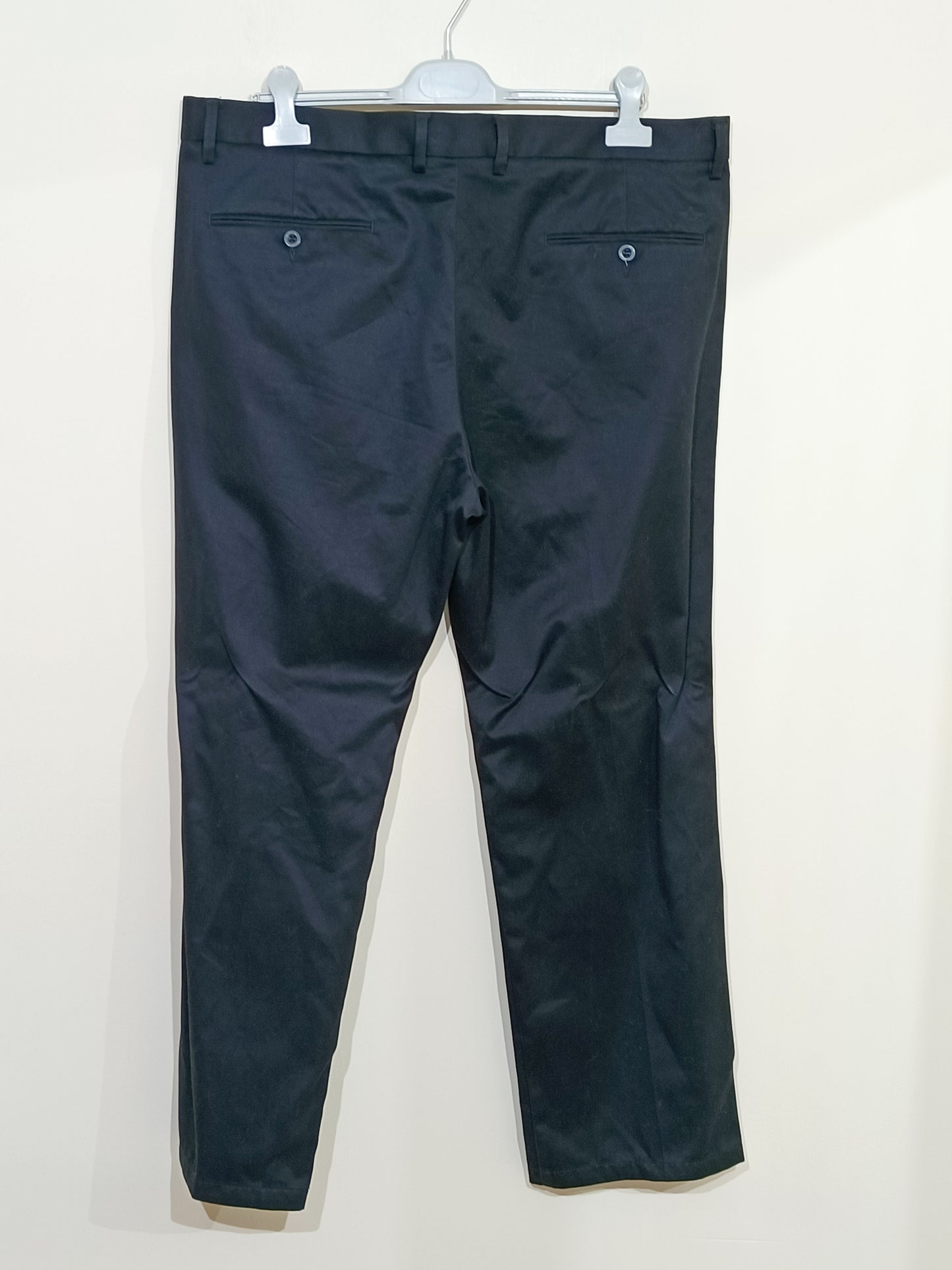 Pantalon chino Dockers noir Taille 50