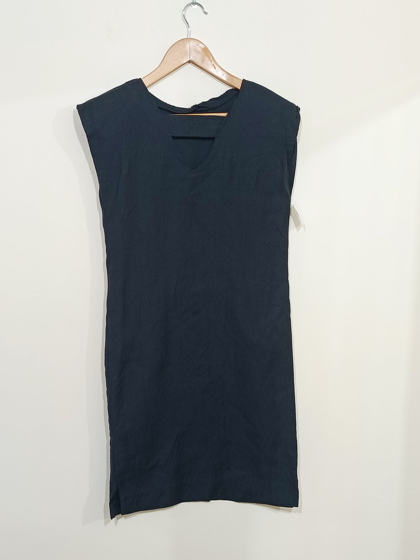 Robe sans manches noire Taille 38