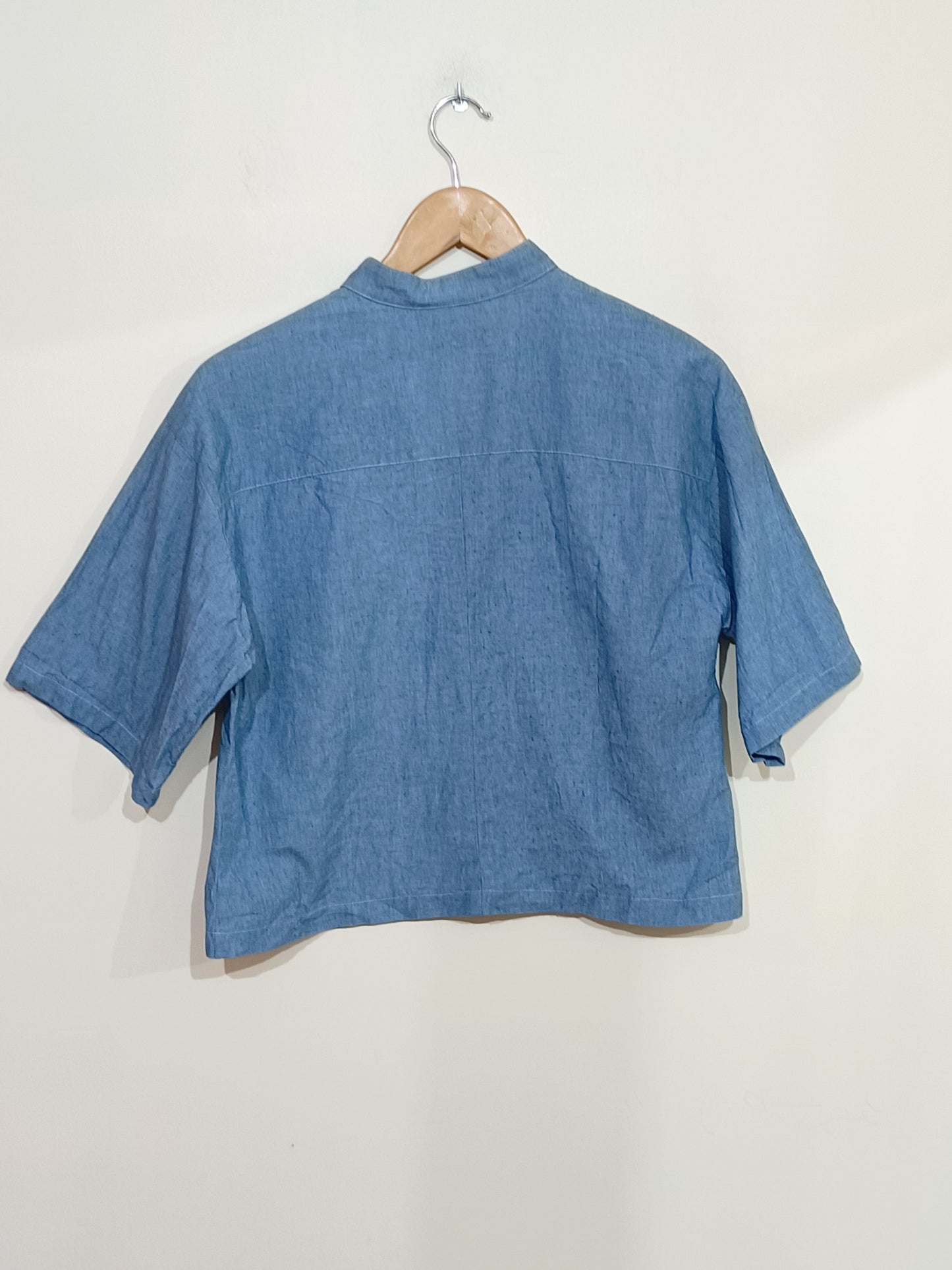 Chemise manches courtes A Deux Pas de May bleue jeans Taille 42