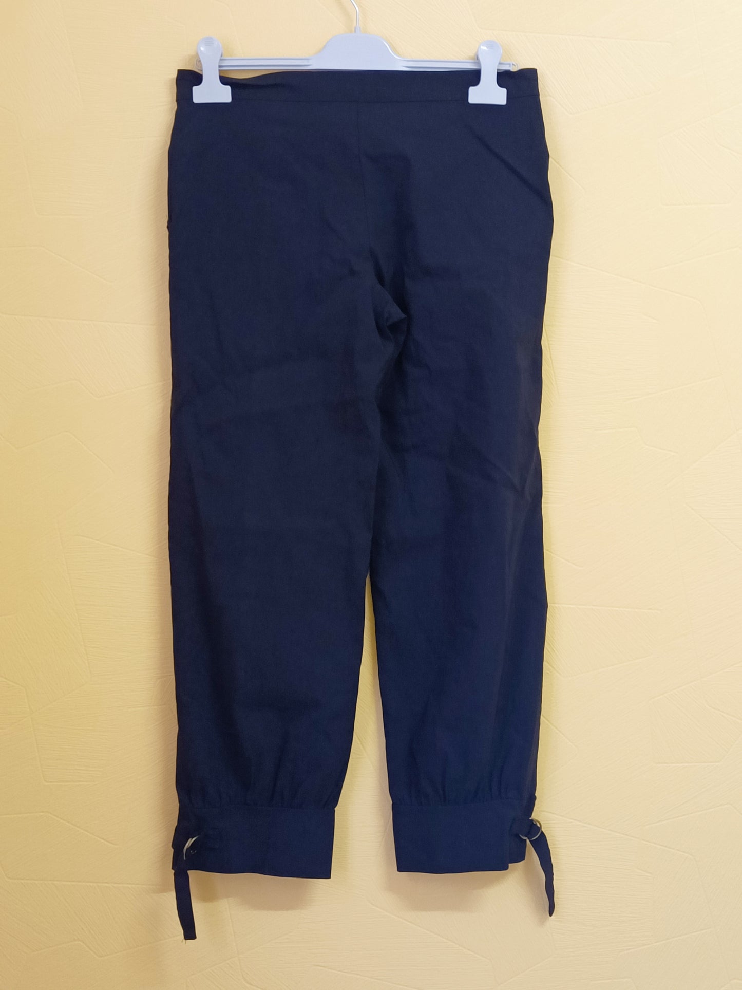 Pantacourt noir Taille 44