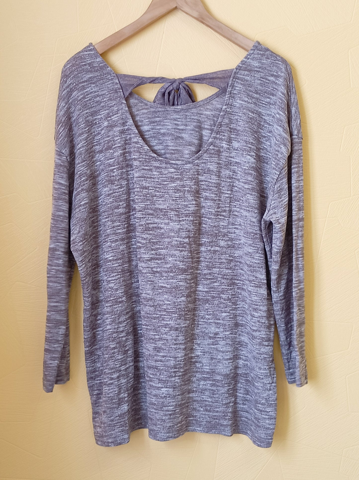 Pull fin Ikebana beige chiné avec nœud dans le dos Taille 50/52