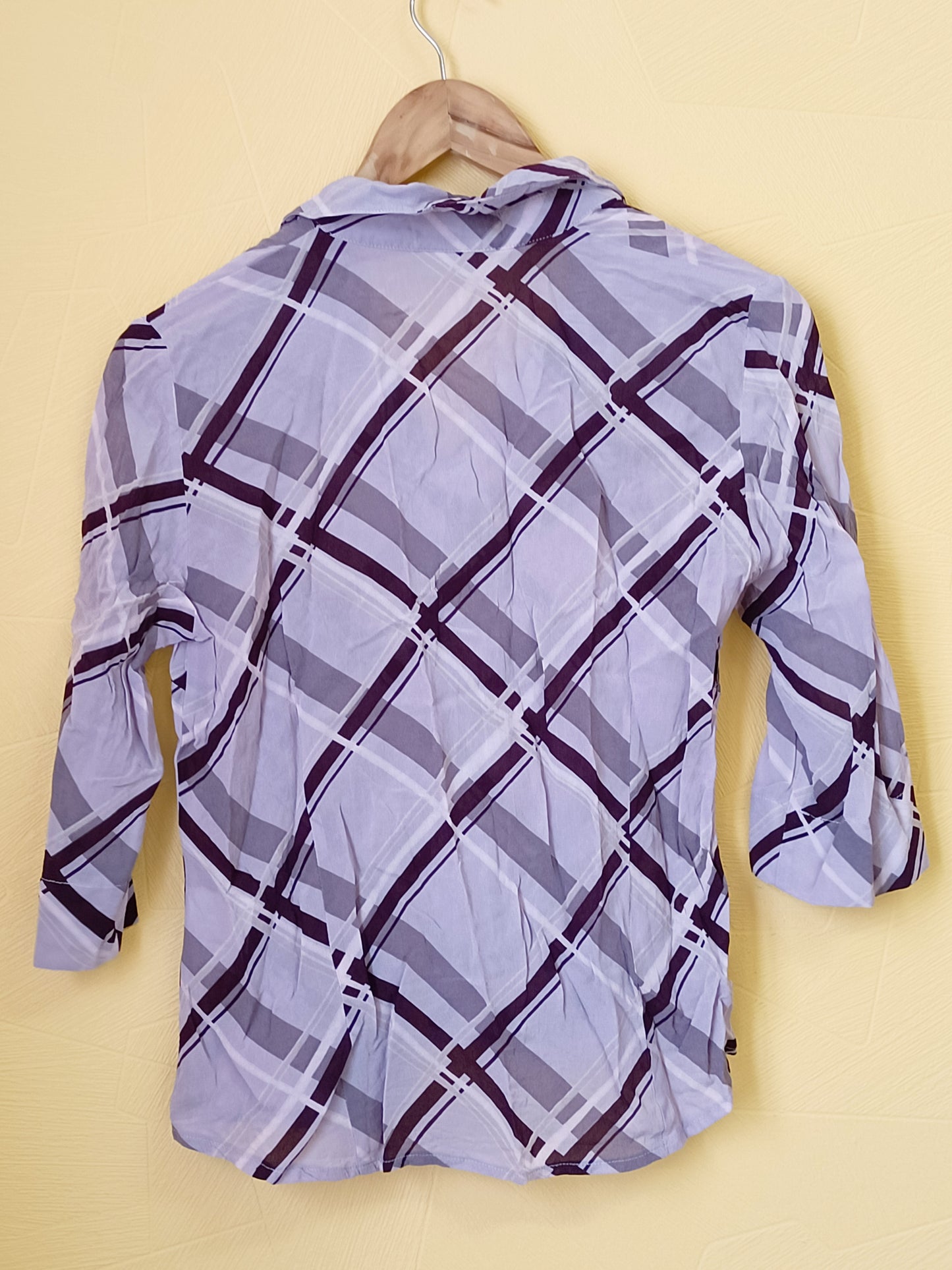 Chemise Yessica violette à motifs géométriques manches 3/4 Taille 40
