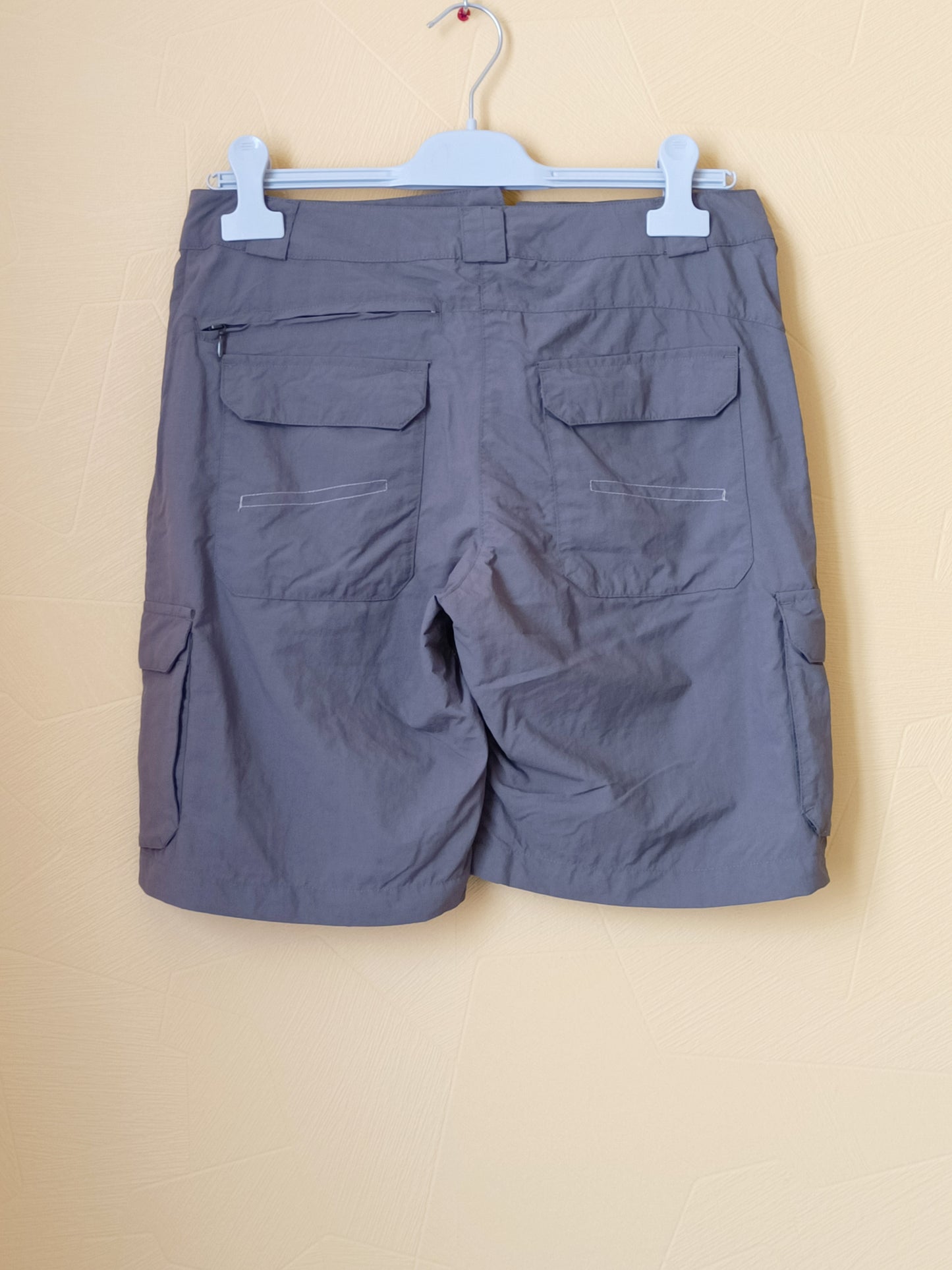 Short Quechua kaki Taille 40