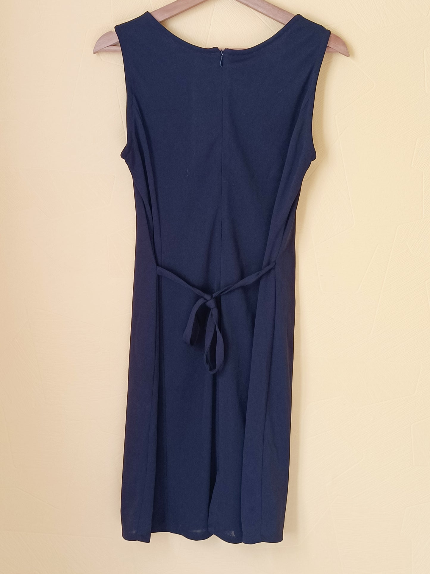 Robe sans manches noire Taille M