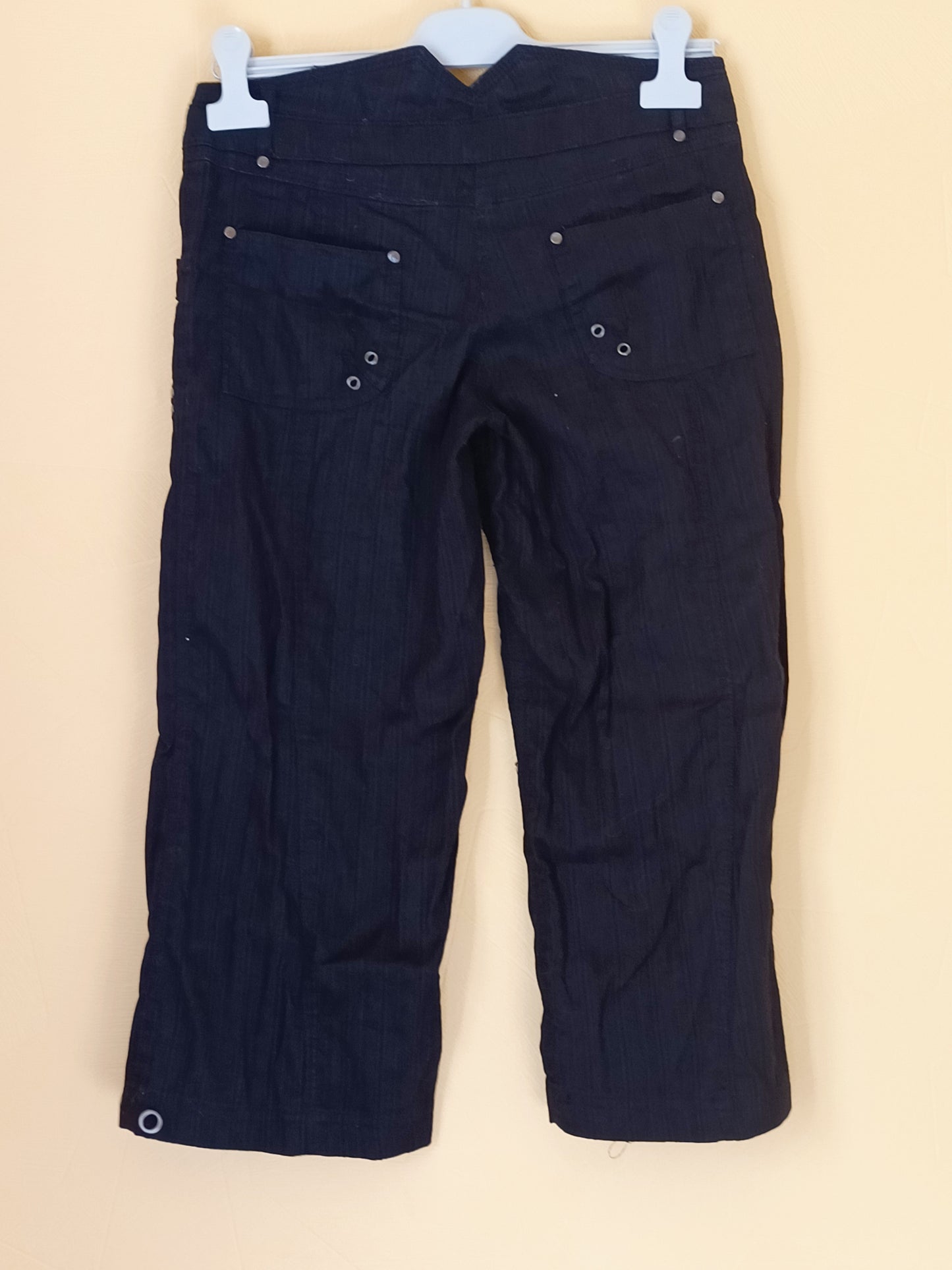 Pantacourt Spot noir Taille 36