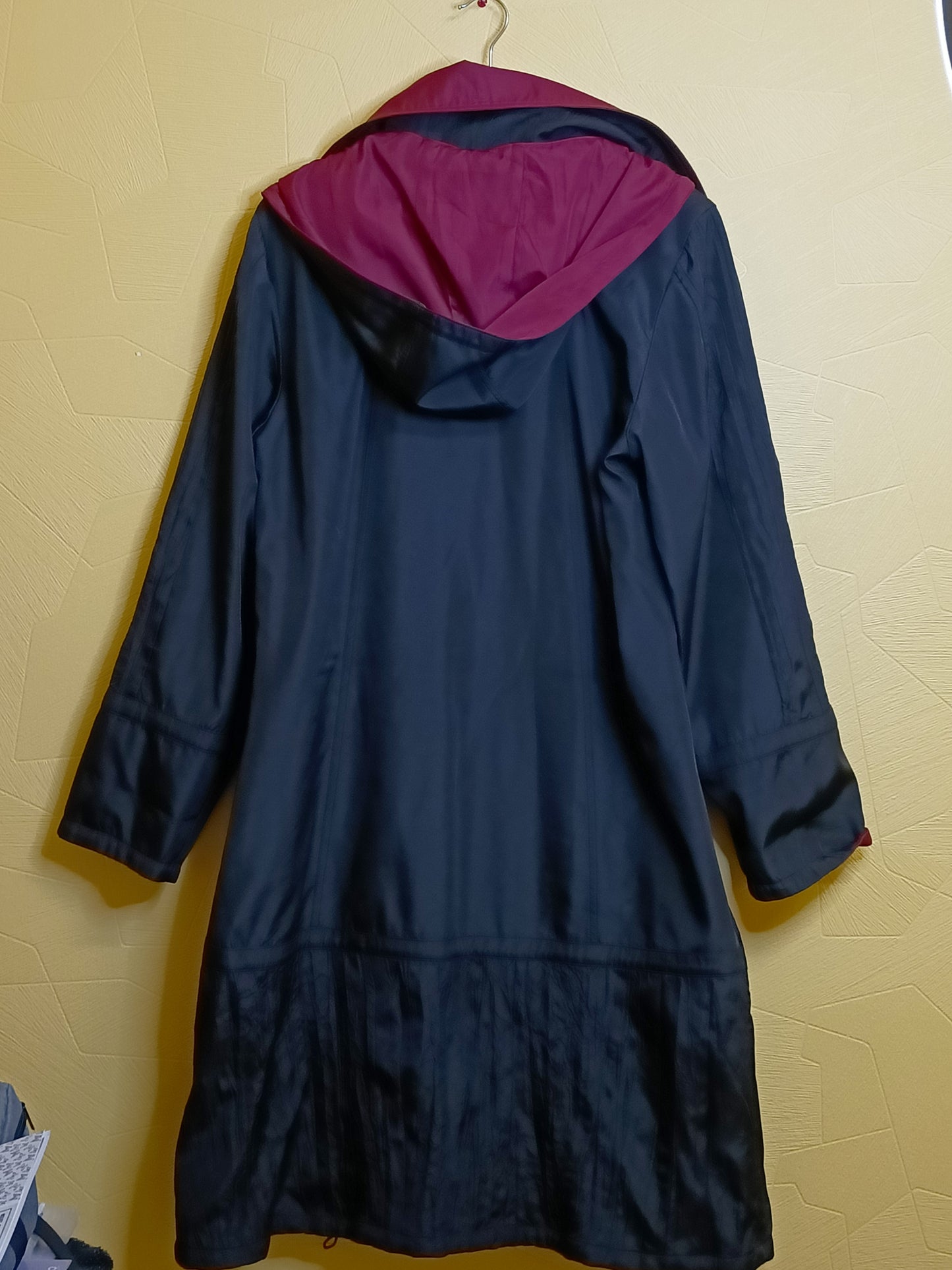 Manteau long réversible Saturne noir et bordeaux Taille 44
