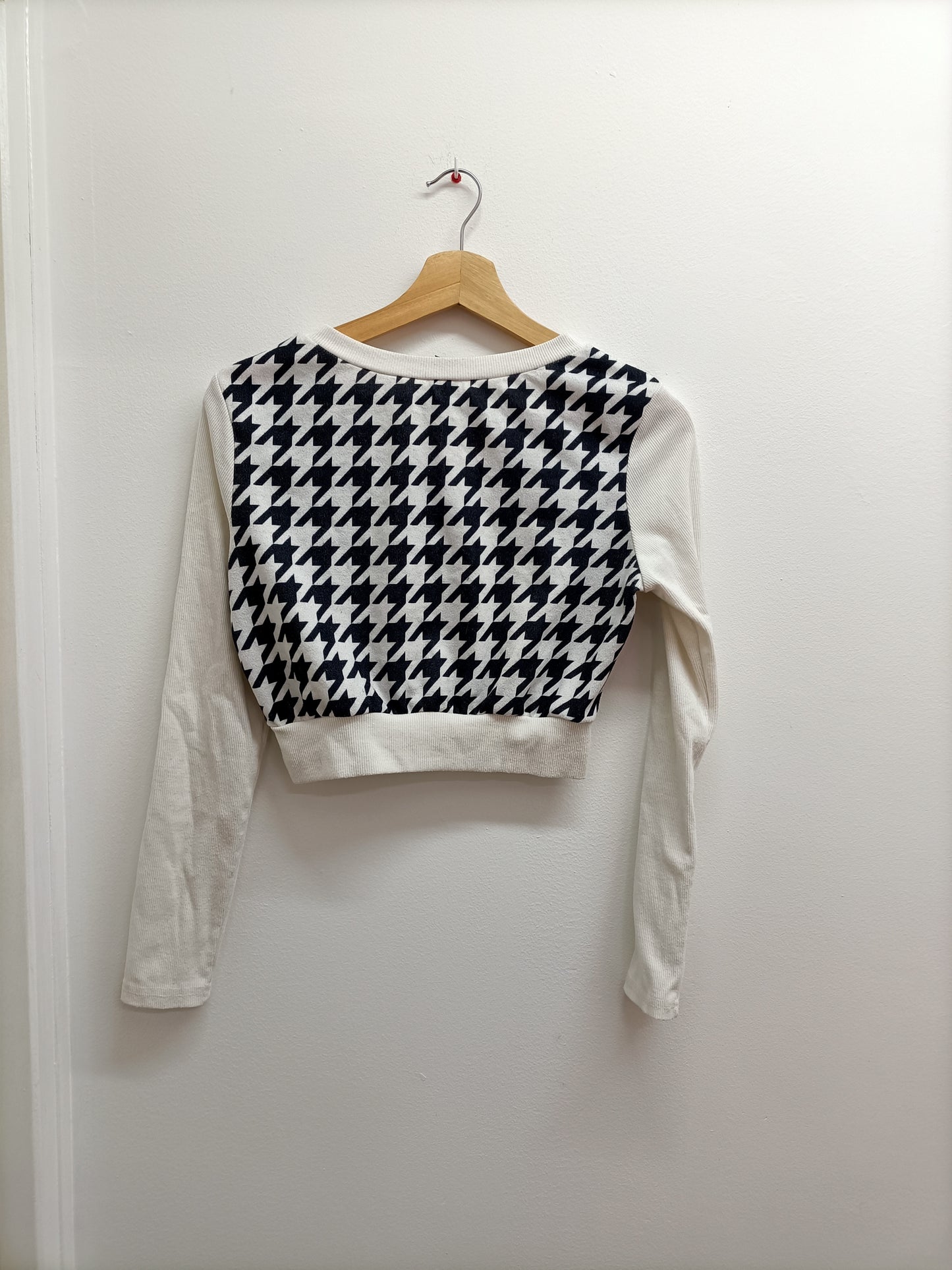 Pull court Shein noir et blanc Taille S