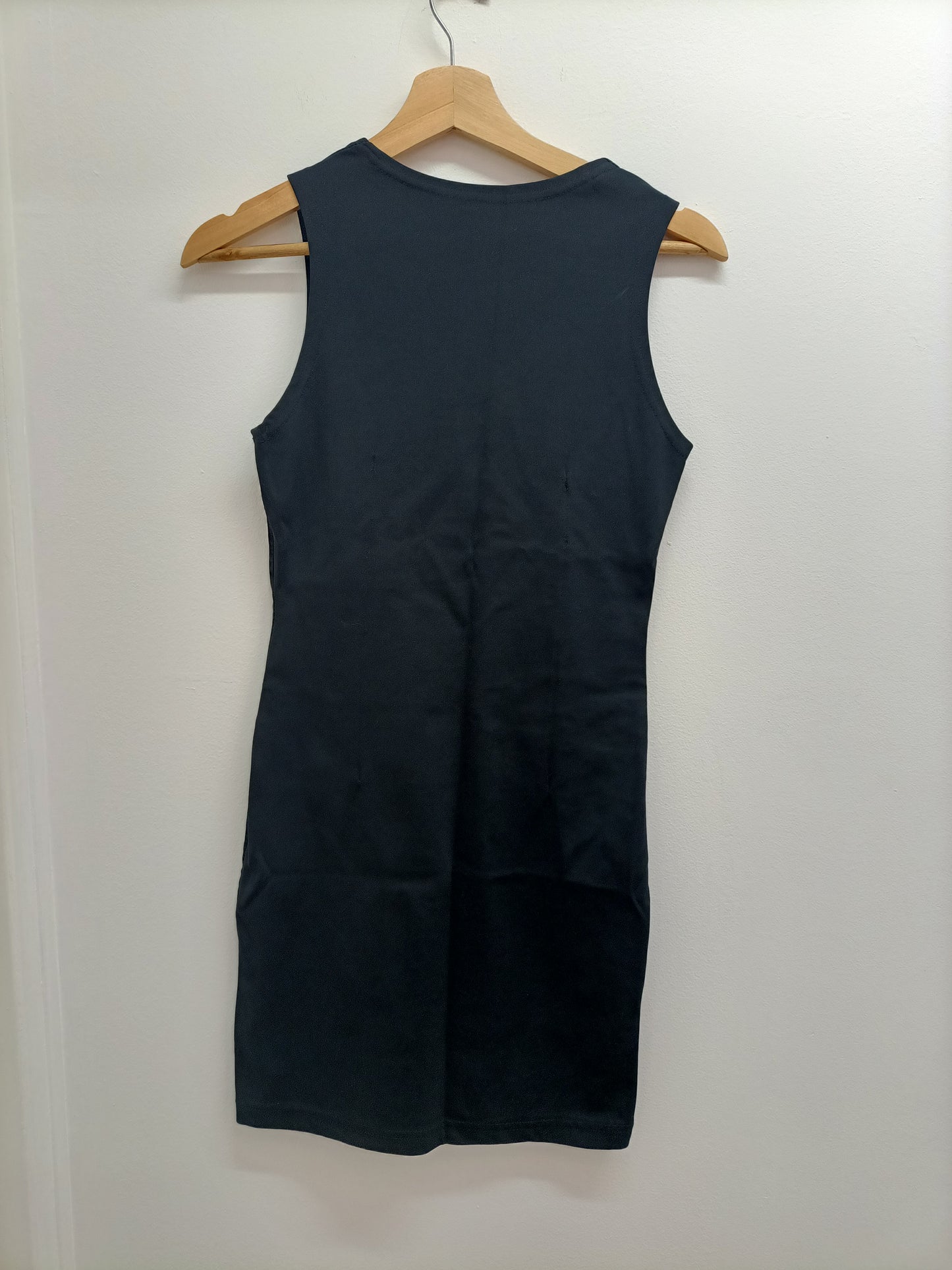 Robe sans manches noire avec empiècement velours Taille XS