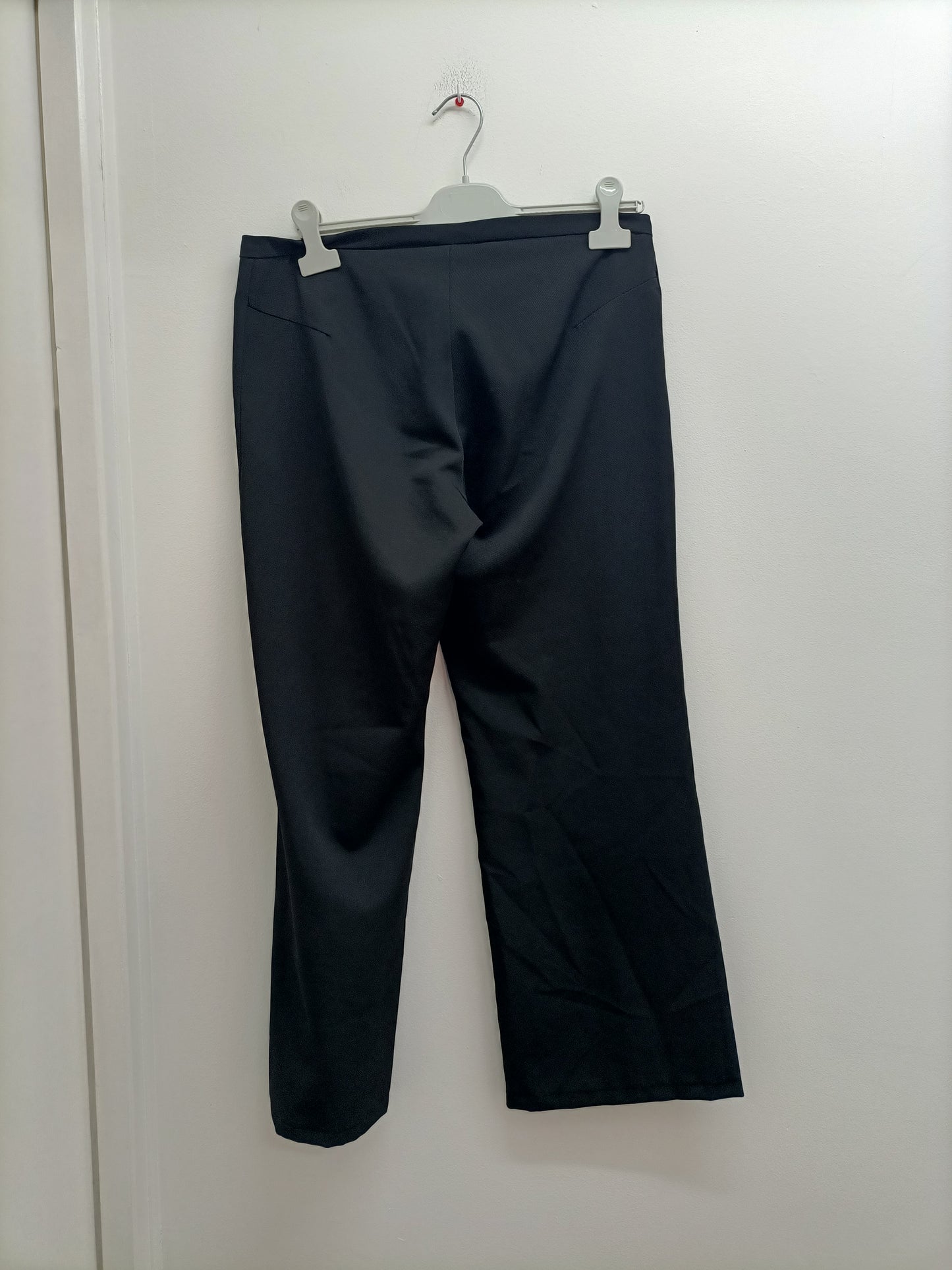 Pantalon noir jambes larges Taille 42