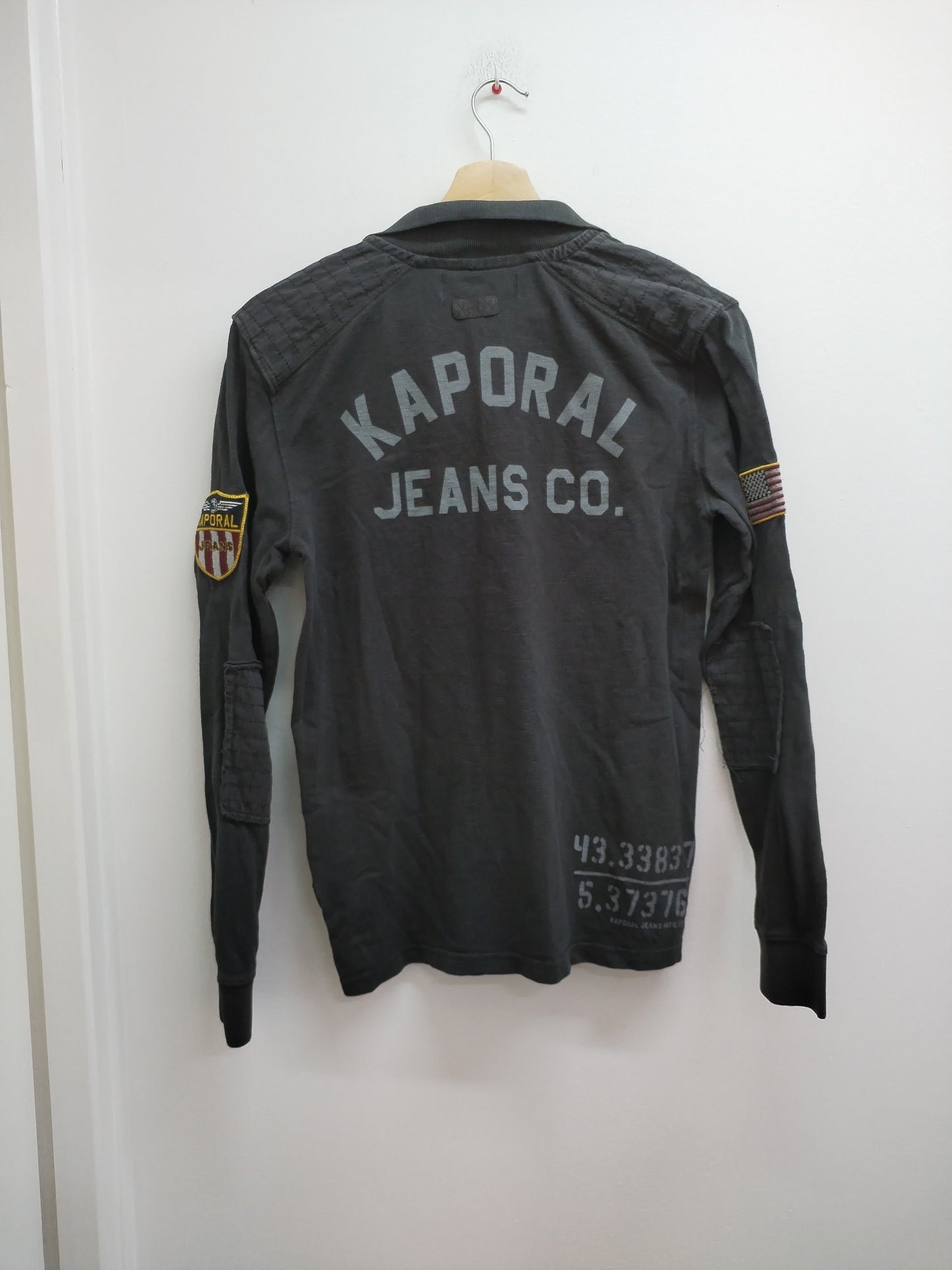 Polo manches longues Kaporal gris anthracite Taille 14 Ans