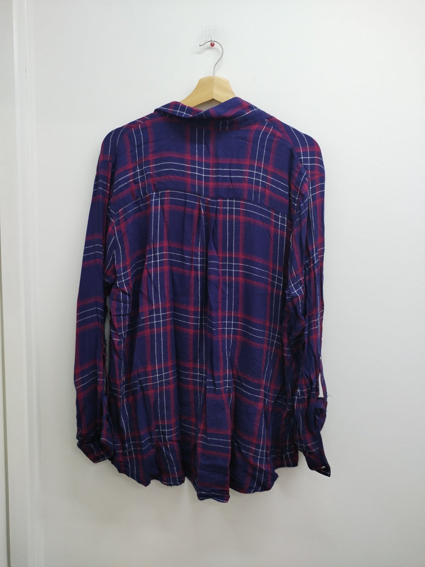 Chemise violette à carreaux Taille 48