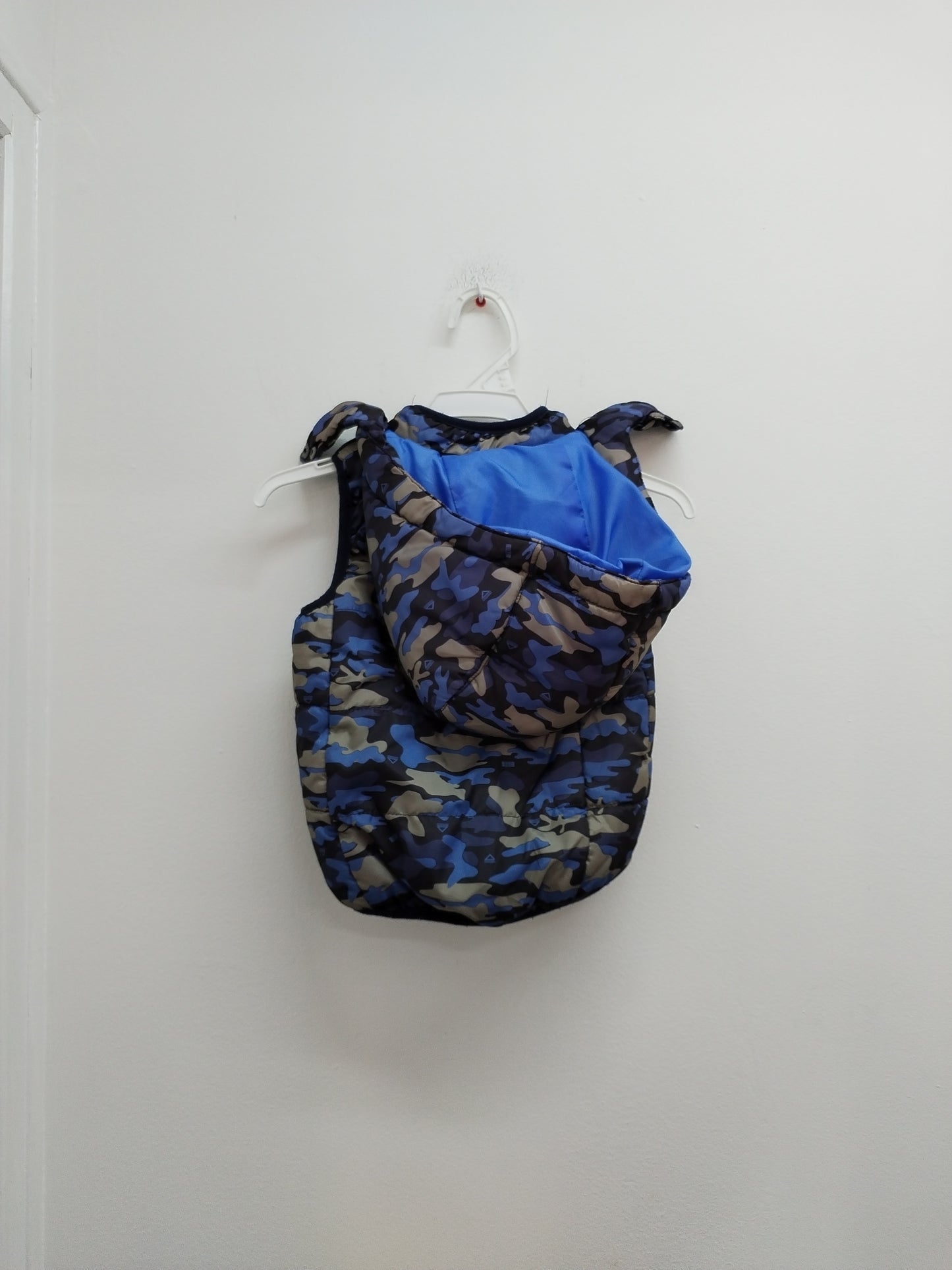 Doudoune sans manche Orchestra imprimée camouflage Taille 2 Ans