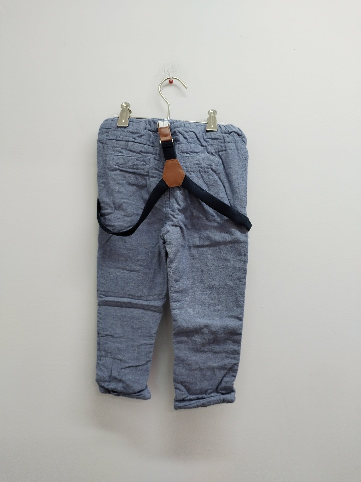 Pantalon avec bretelles Kiabi bleu clair chiné Taille 36 Mois