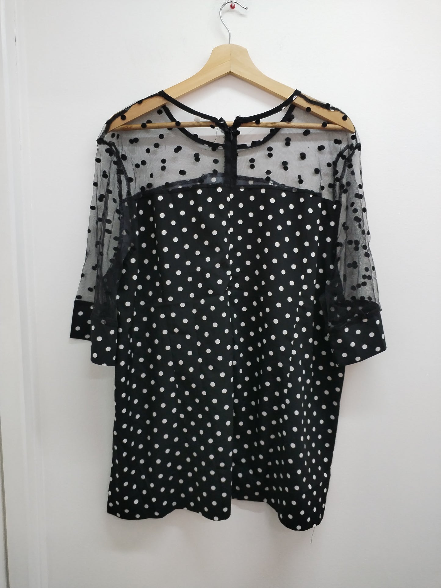 Tunique manches courtes noire à pois blancs Taille 4XL