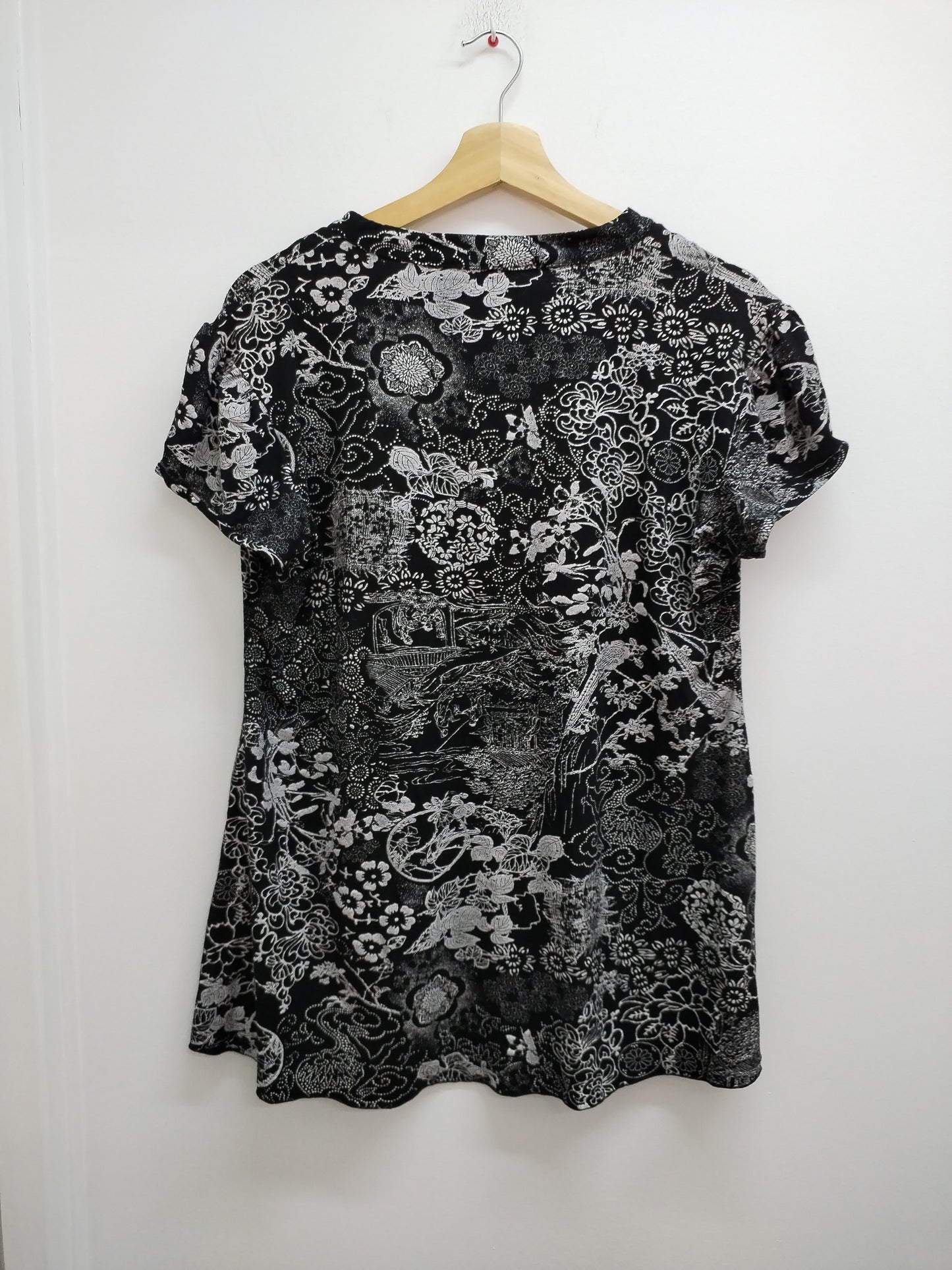 T-shirt Patrice Bréal noir à motifs blancs Taille XXL