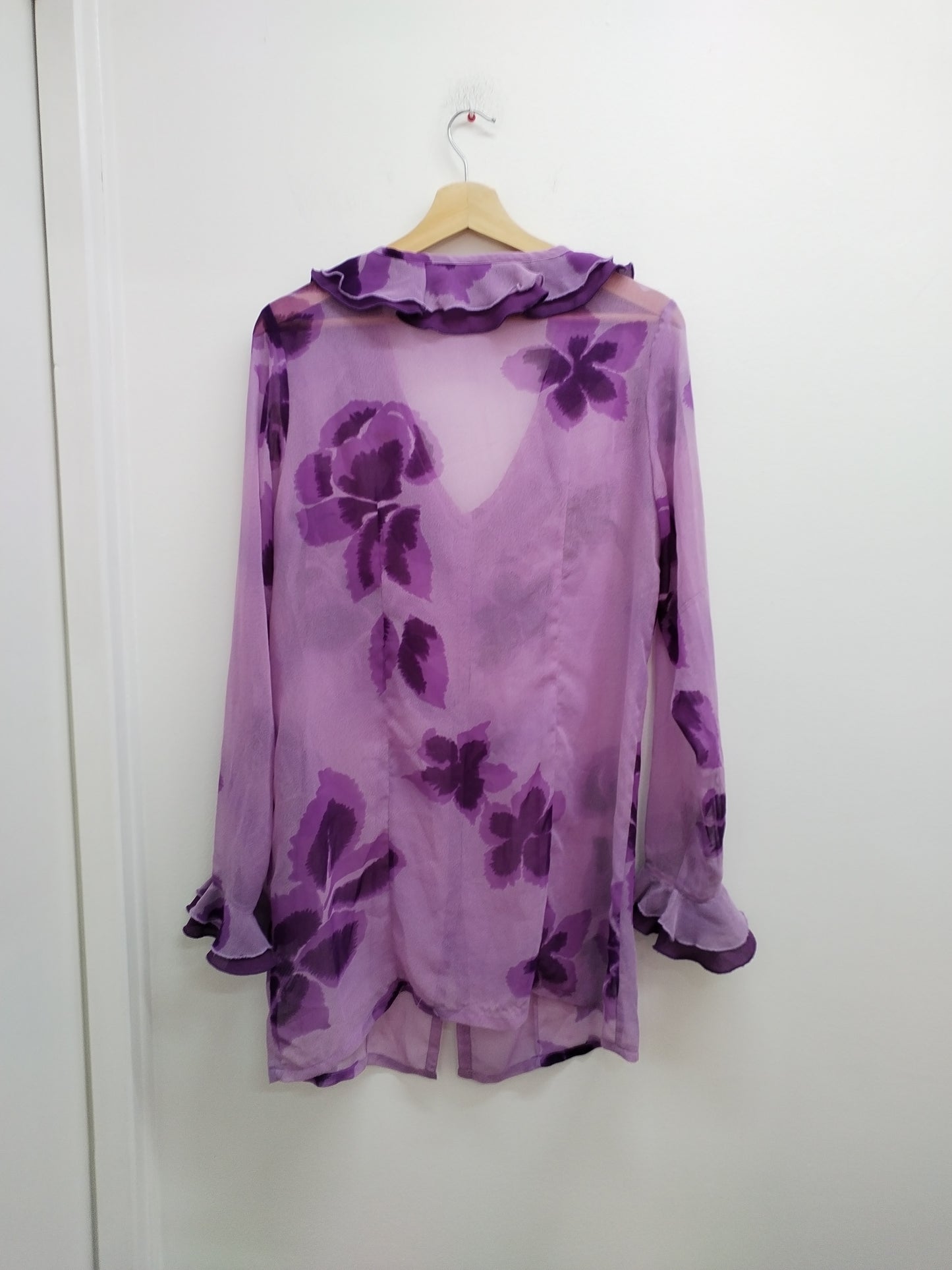 Chemise transparente violette fleurie Taille 38