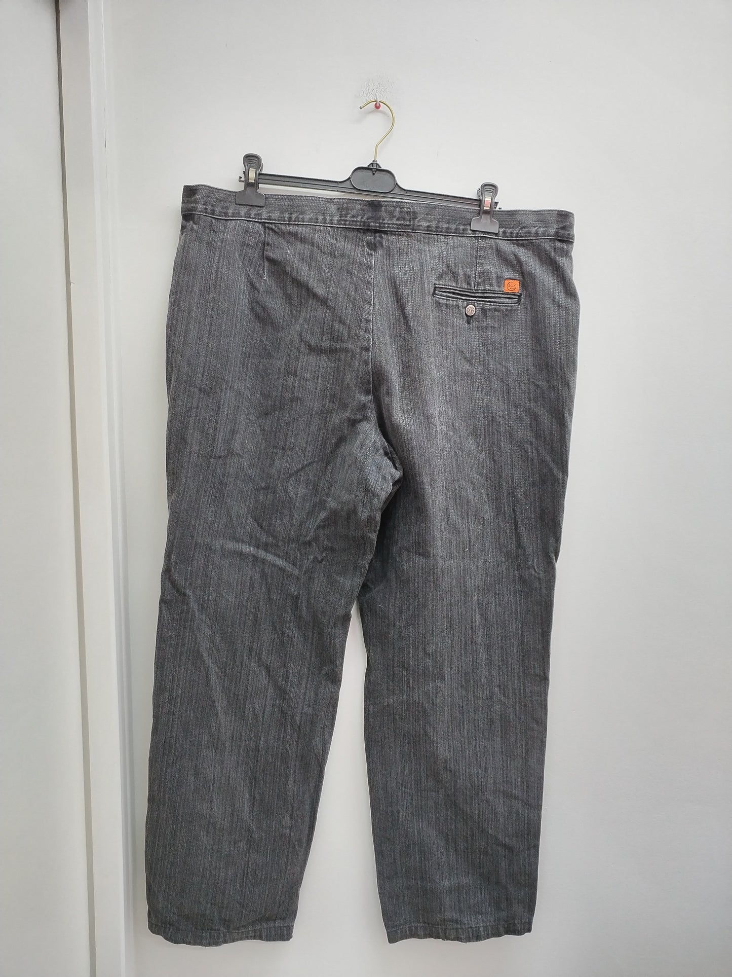 Jeans 36/41 noir délavé Taille 56