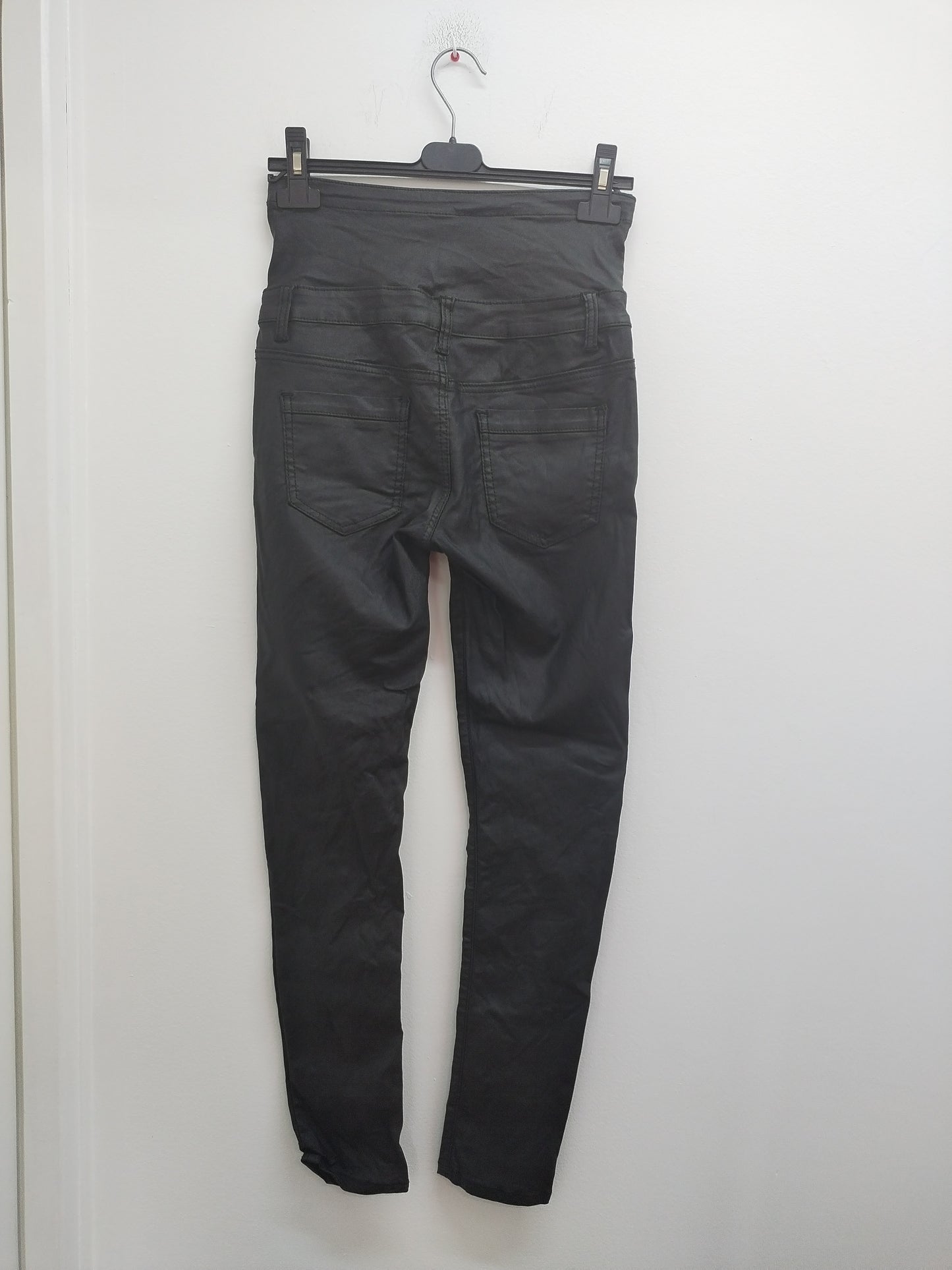 Pantalon taille haute Top Trends noir brillant Taille 40