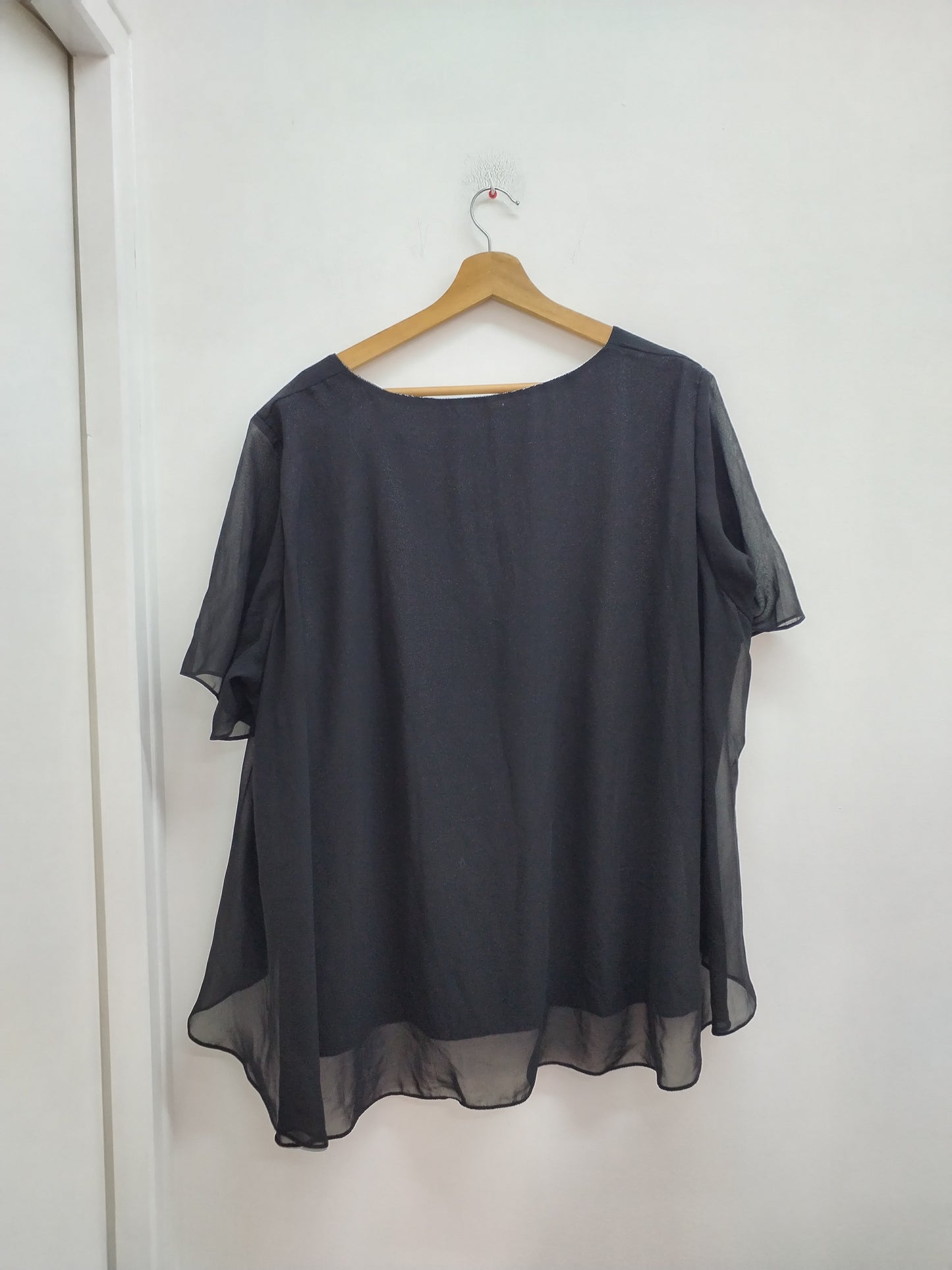 Tunique Bon Prix Collection noire et argentée Taille 52