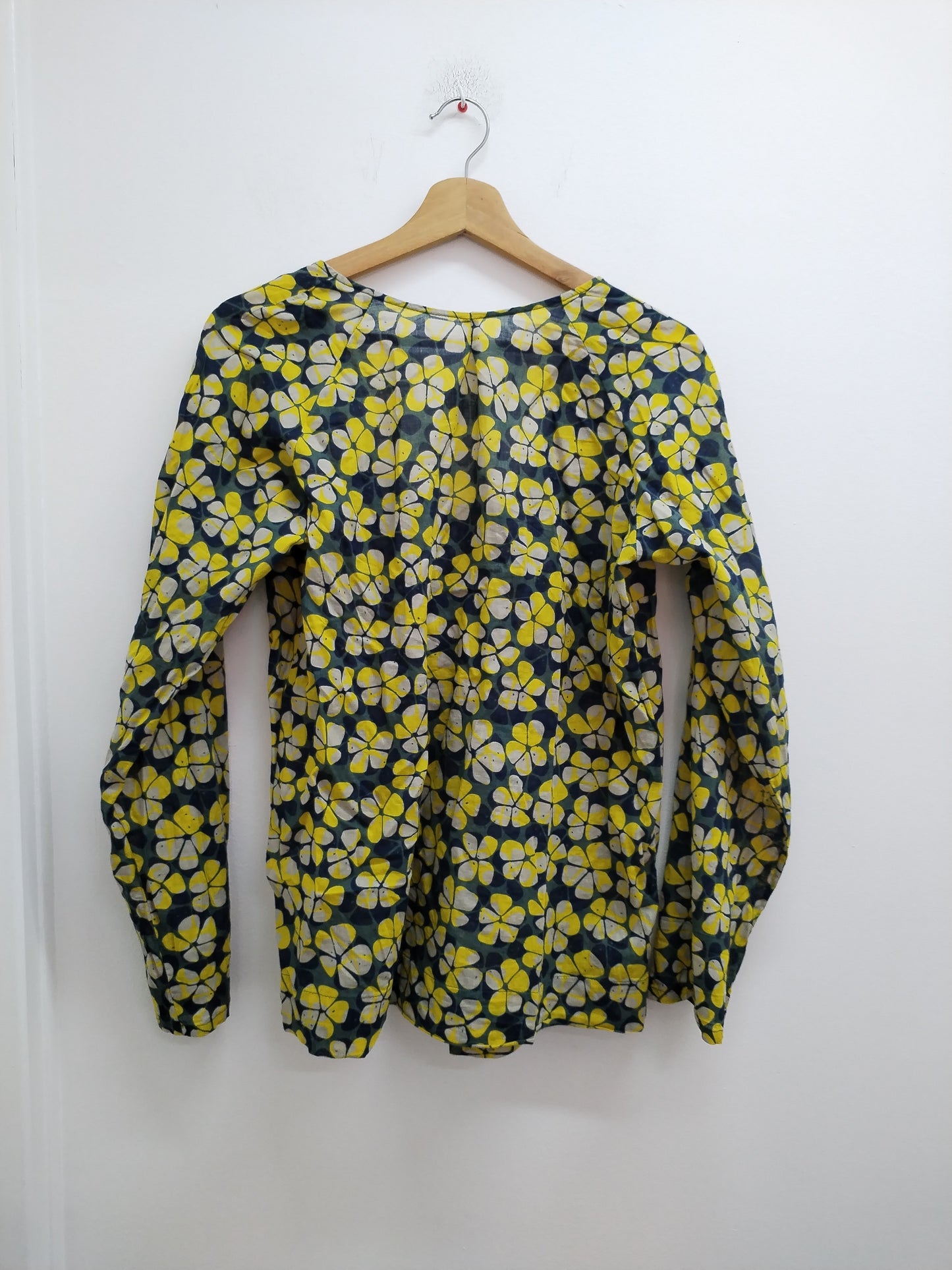 Tunique manches longues fleurie Taille L