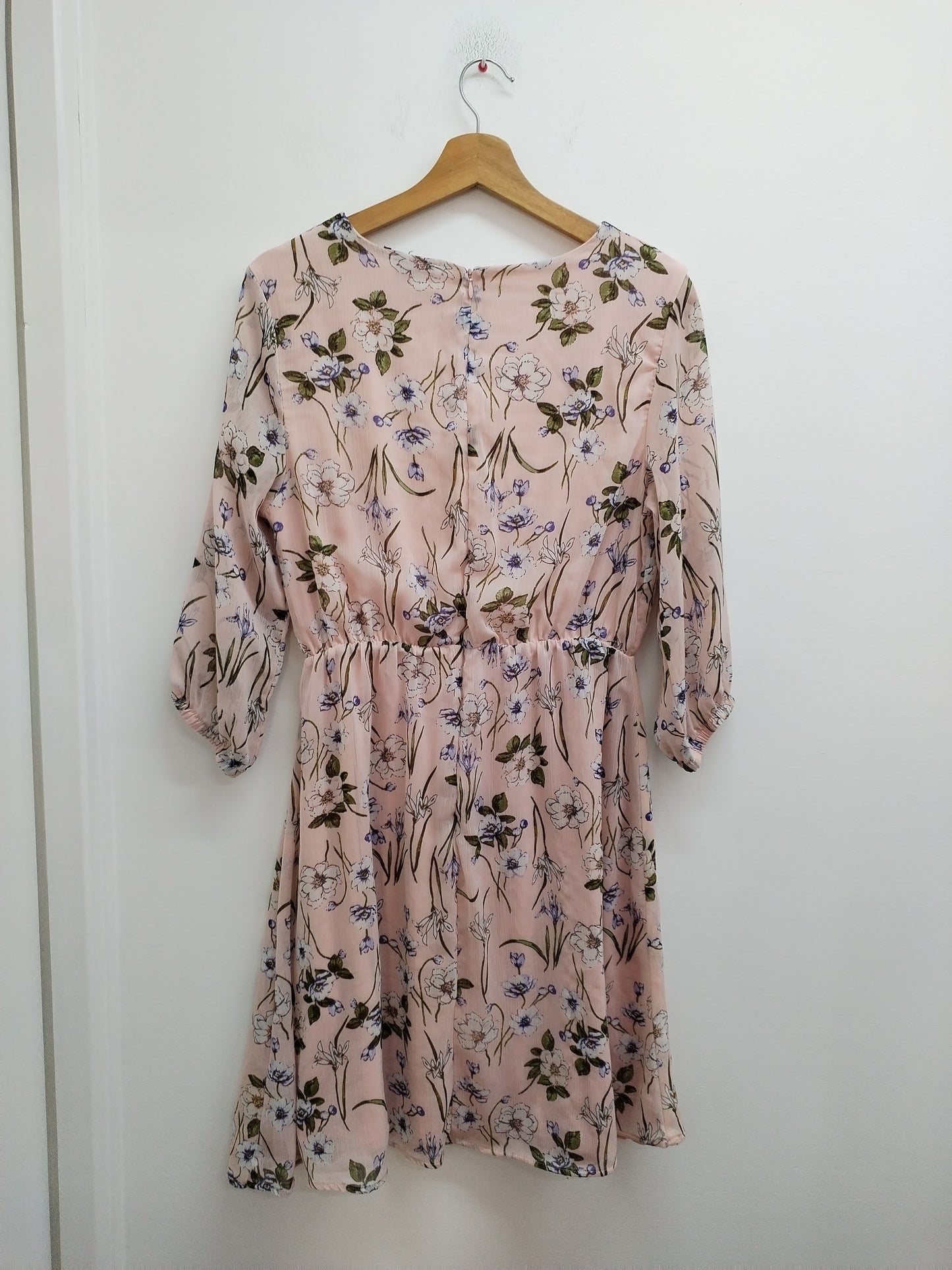 Robe manches 3/4 Esmara rose fleurie Taille 42/44