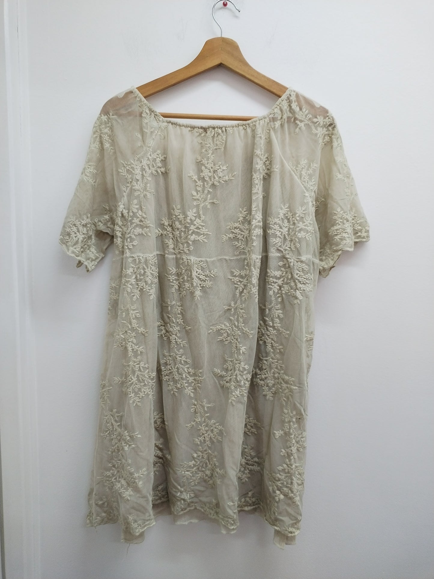Robe manches courtes Made In Italy beige fleurie Taille XL