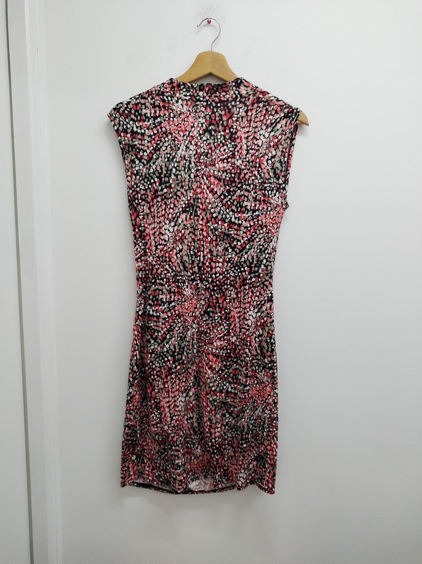 Robe sans manches R.P.Tamar noire imprimée Taille 38