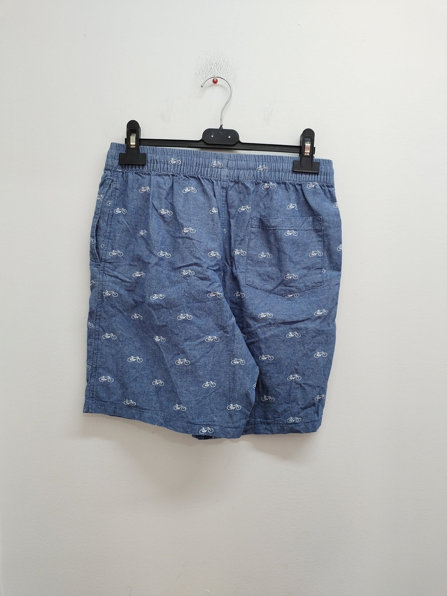 Short Kiabi bleu chiné avec motifs vélos Taille S