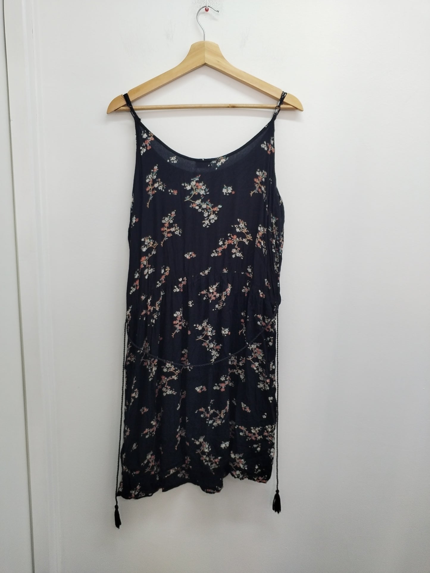 Robe à bretelles Pimkie noire fleurie Taille M
