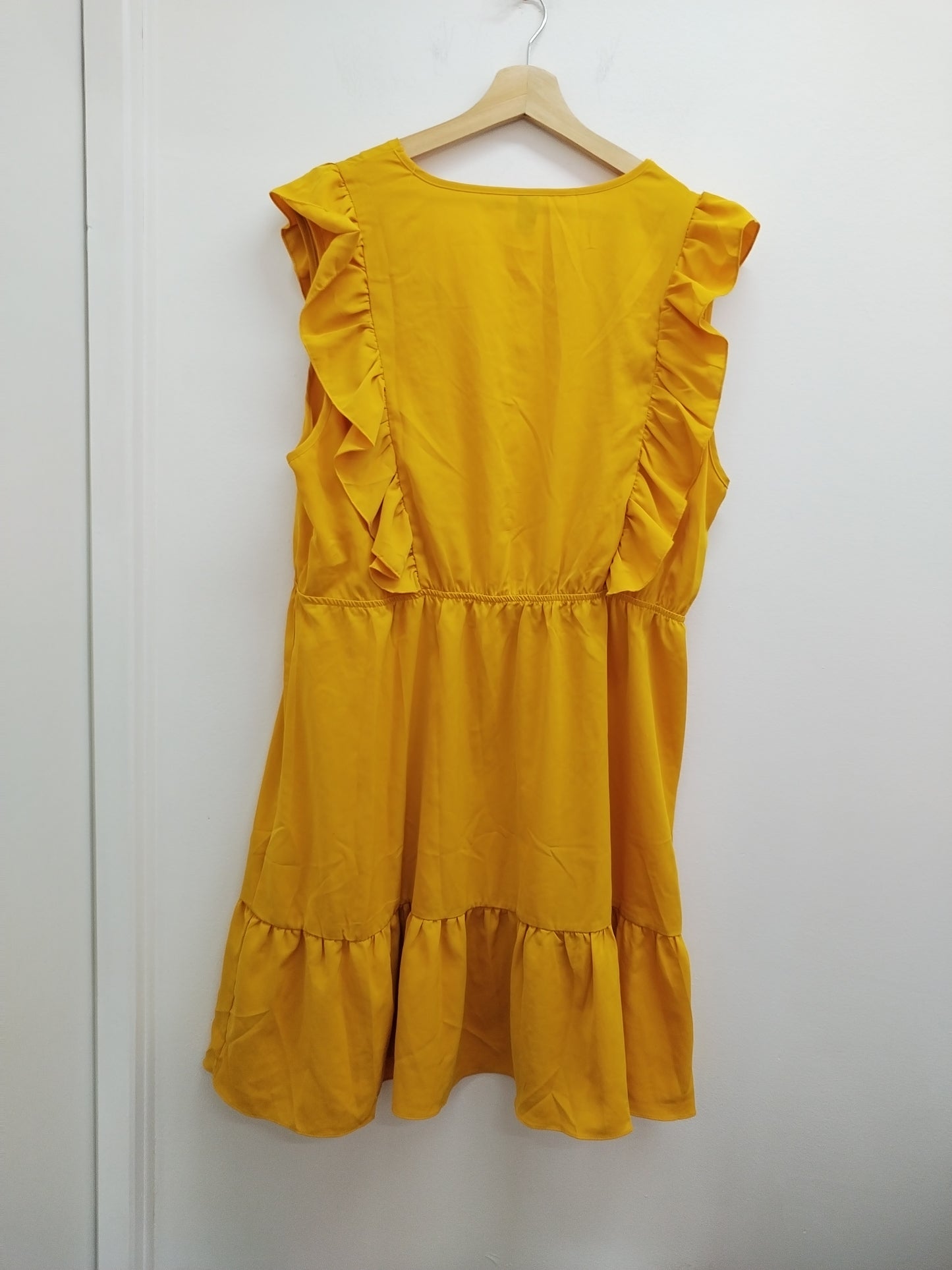 Robe sans manches Shein moutarde Taille 2XL