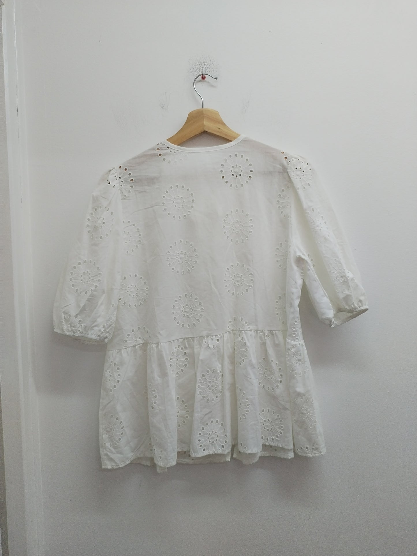Tunique manches courtes ajourées blanche à nouer Taille M