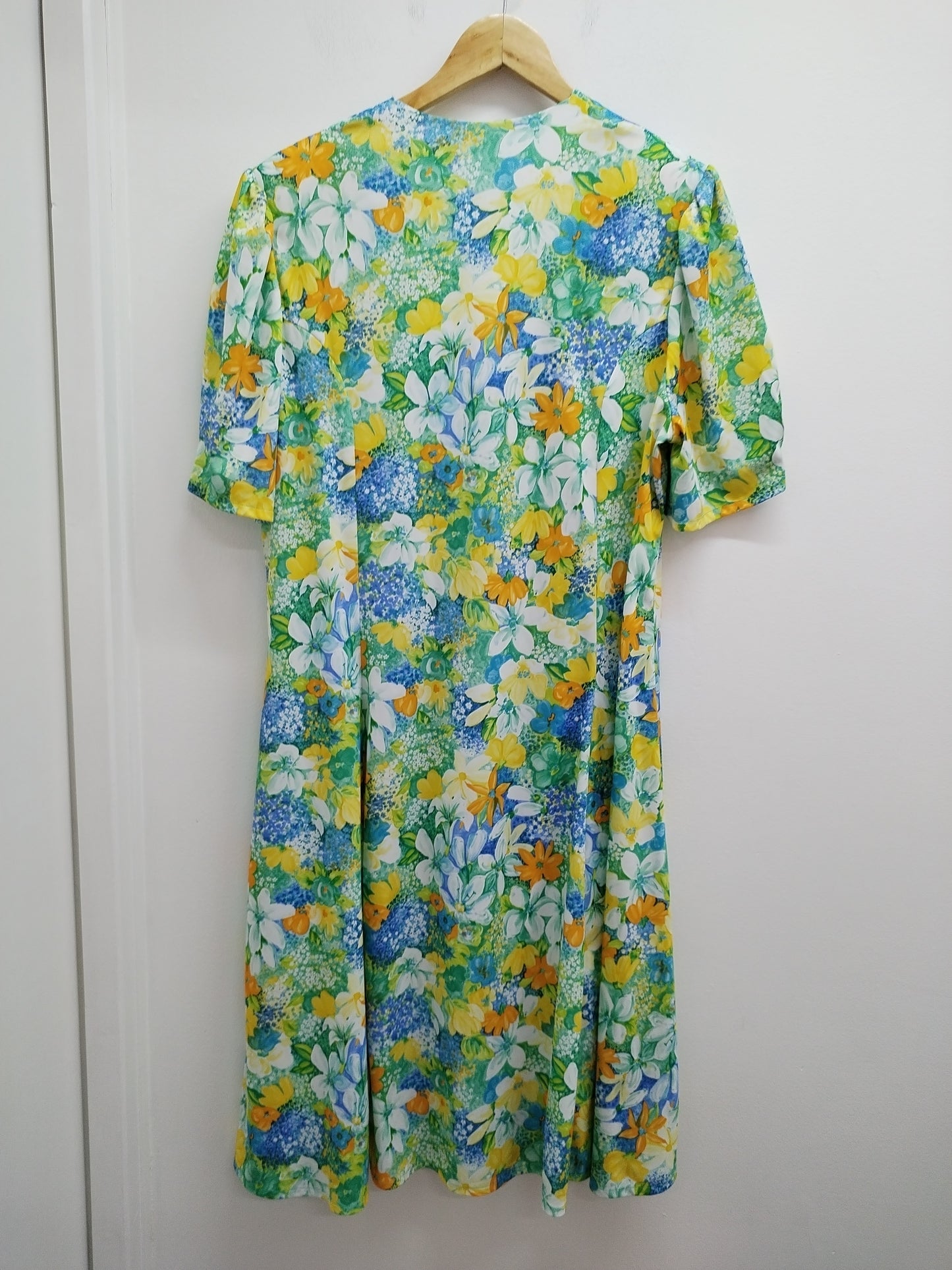 Robe manches courtes fleurie Taille 46
