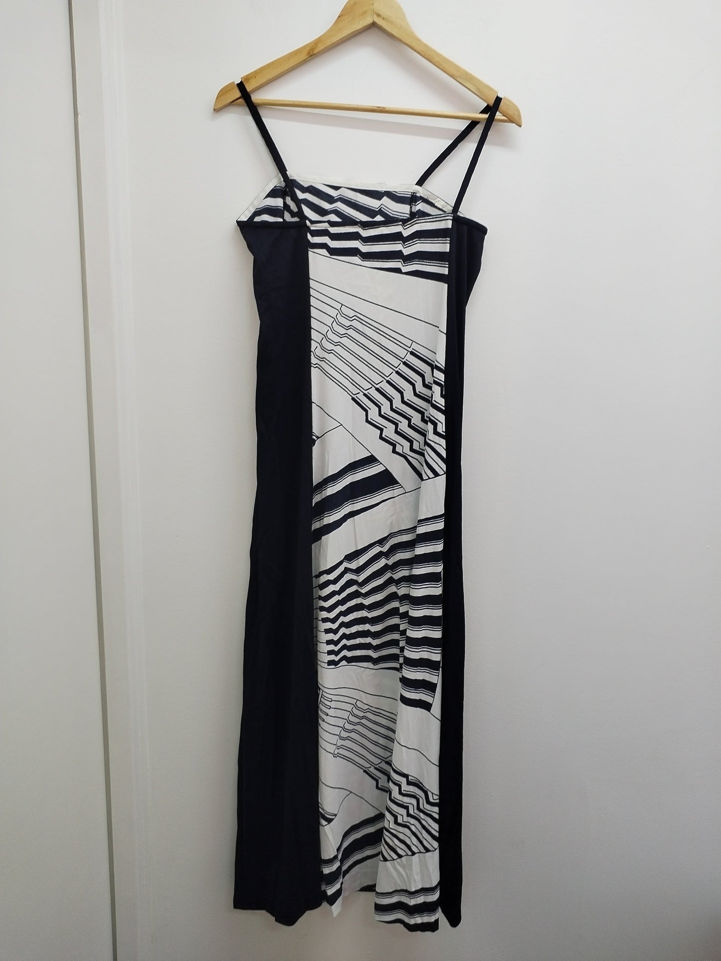 Robe longue à bretelle marine et blanche Taille S