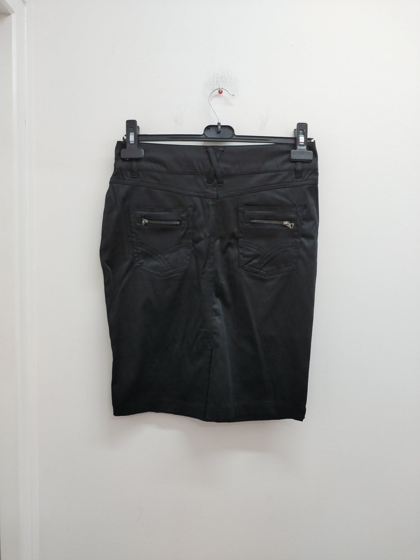 Jupe Mim noire satinée Taille 36