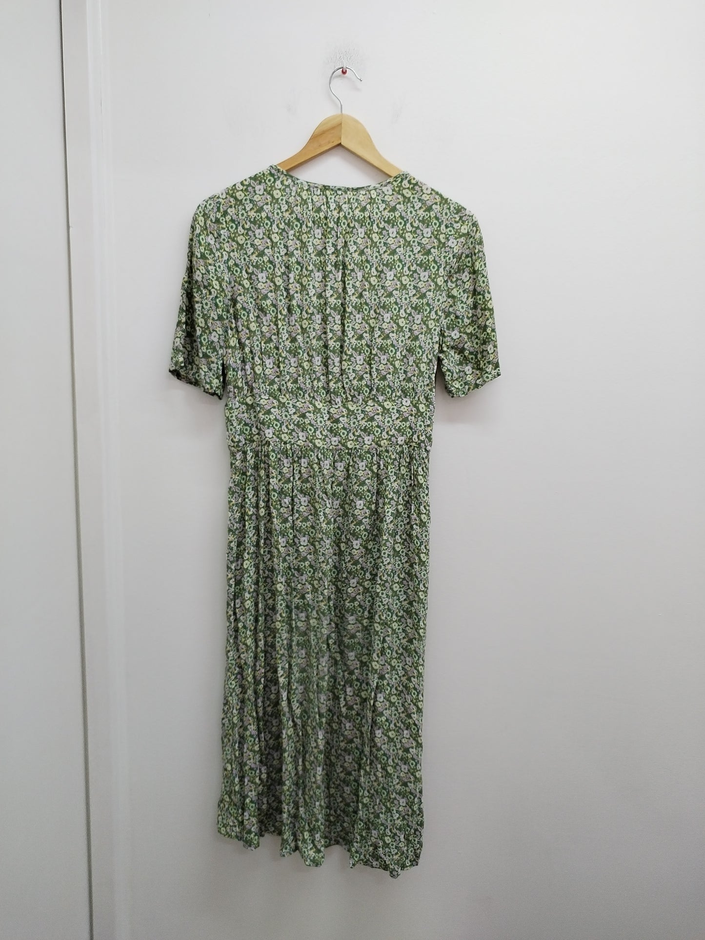 Robe longue manches courtes Kiabi verte fleurie Taille S