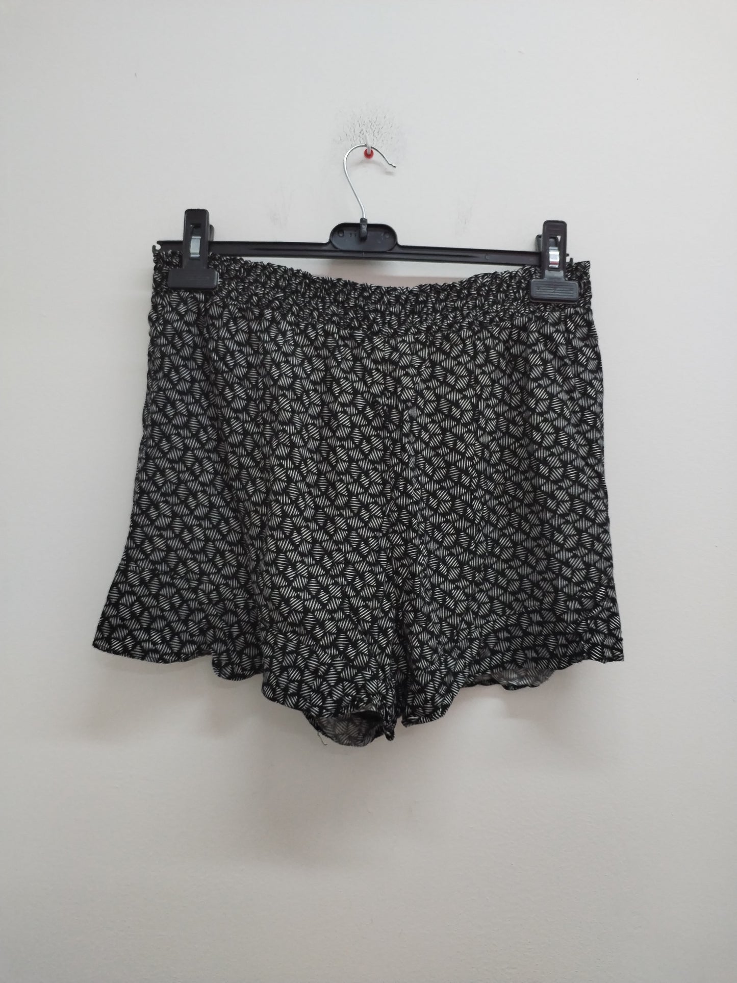 Short fluide Kiabi noir à motifs Taille 42