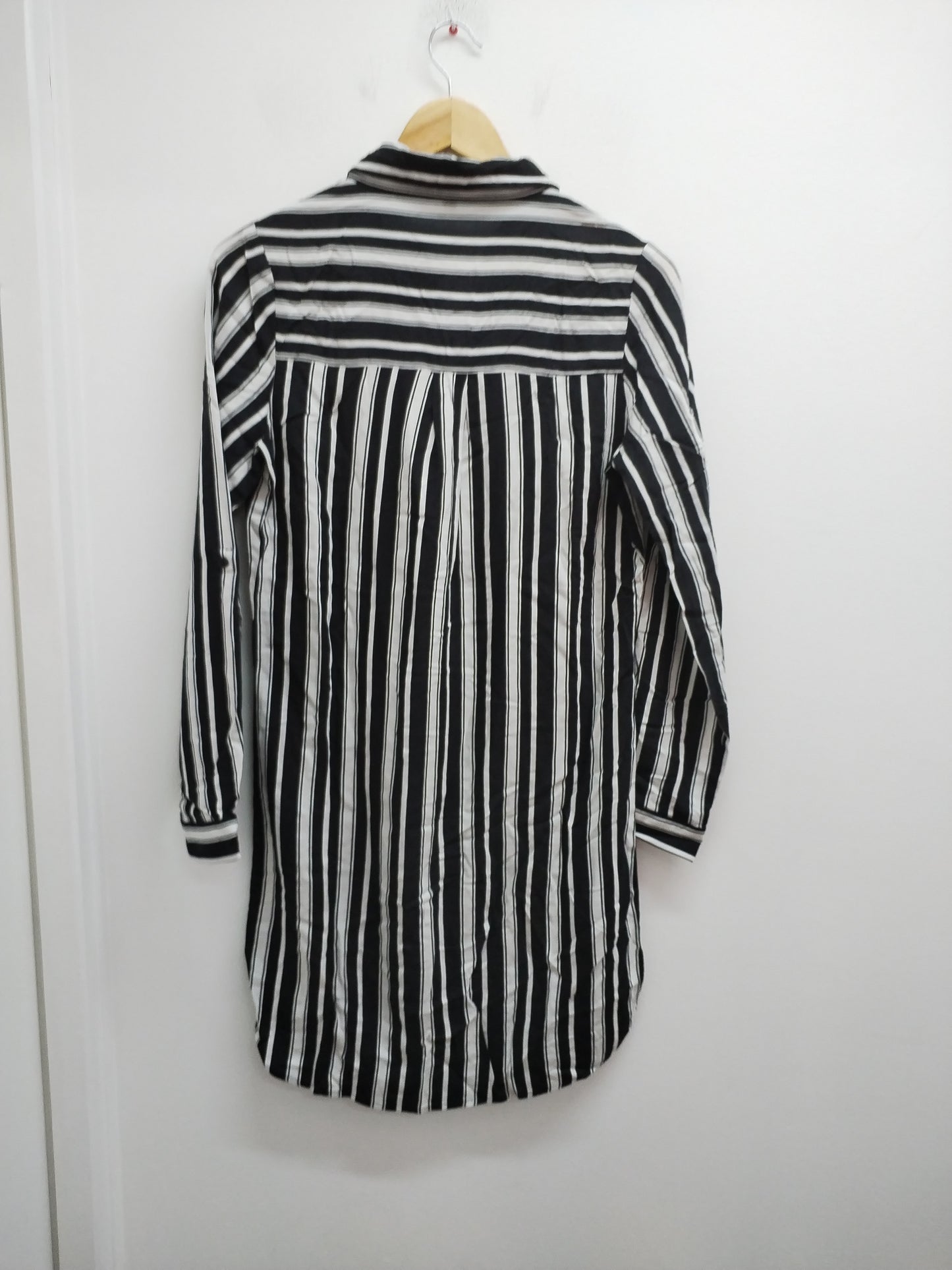 Robe chemise Jennyfer rayée noire et blanche Taille S