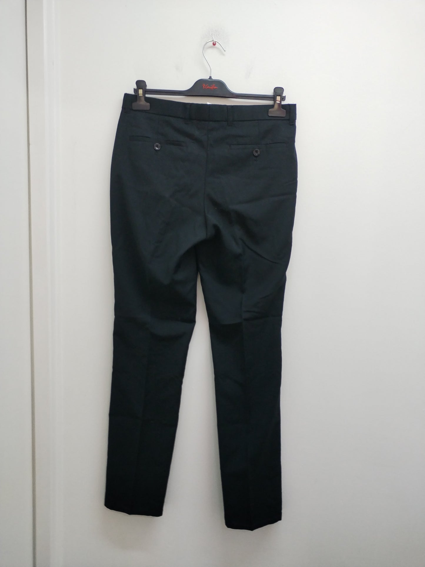 Pantalon de costume slim fit OWK noir Taille 38