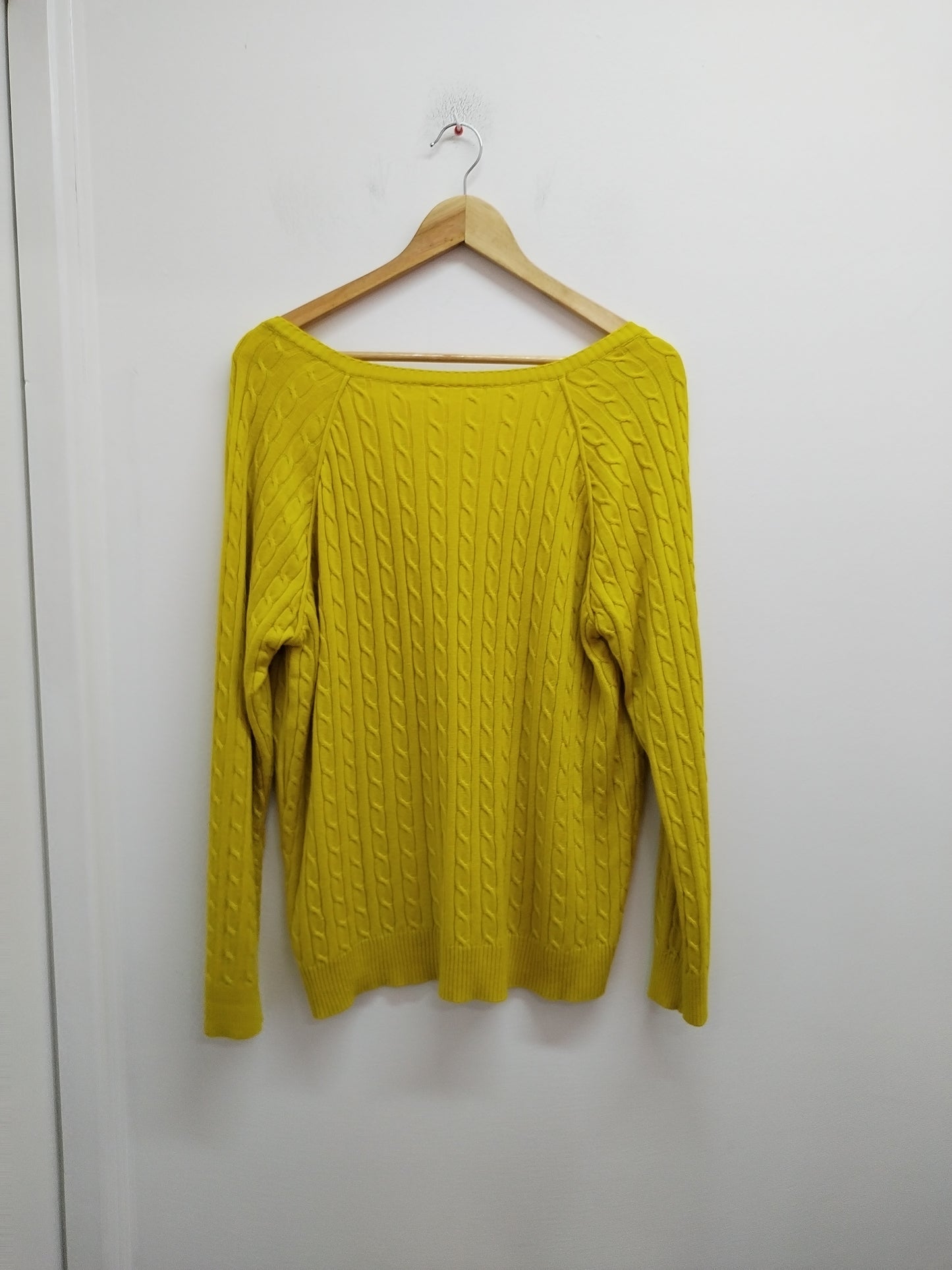 Pull col V avec torsades C&A jaune Taille XL