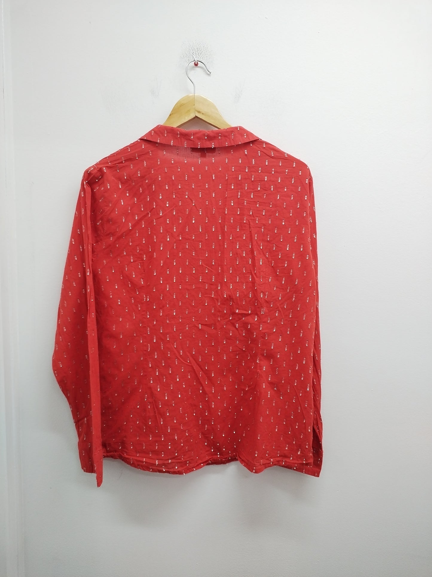 Chemise La Fiancée du Mekong rouge et argenté Taille 46