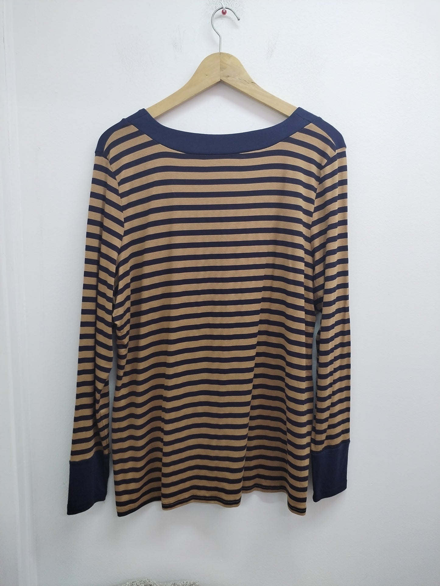 T-shirt manches longues rayé marine et marron Taille XL