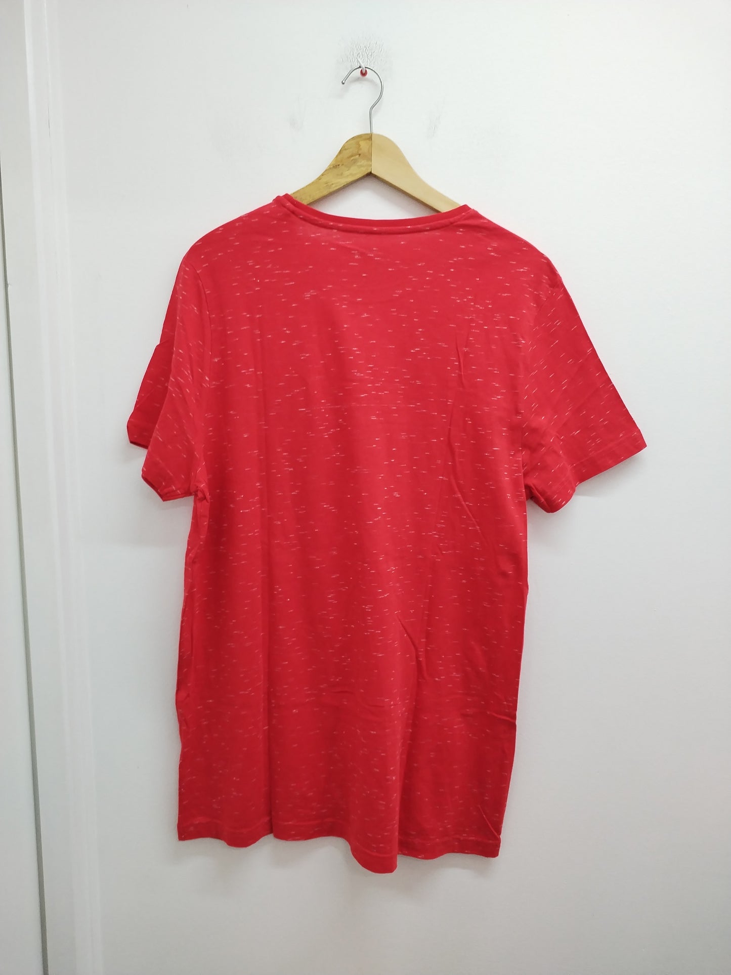 T-shirt Livergy rouge avec impression Taille XL