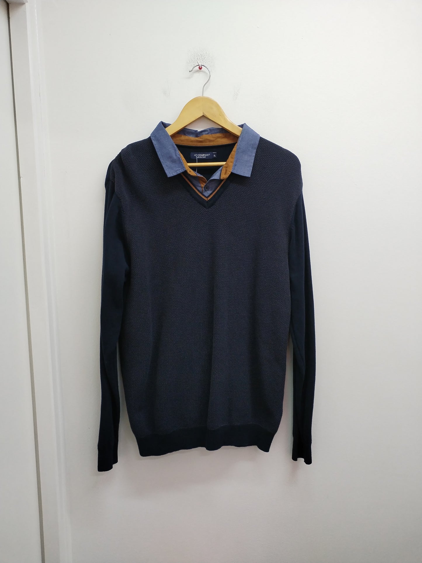 Pull avec col chemise Armand Thiery marine Taille XL