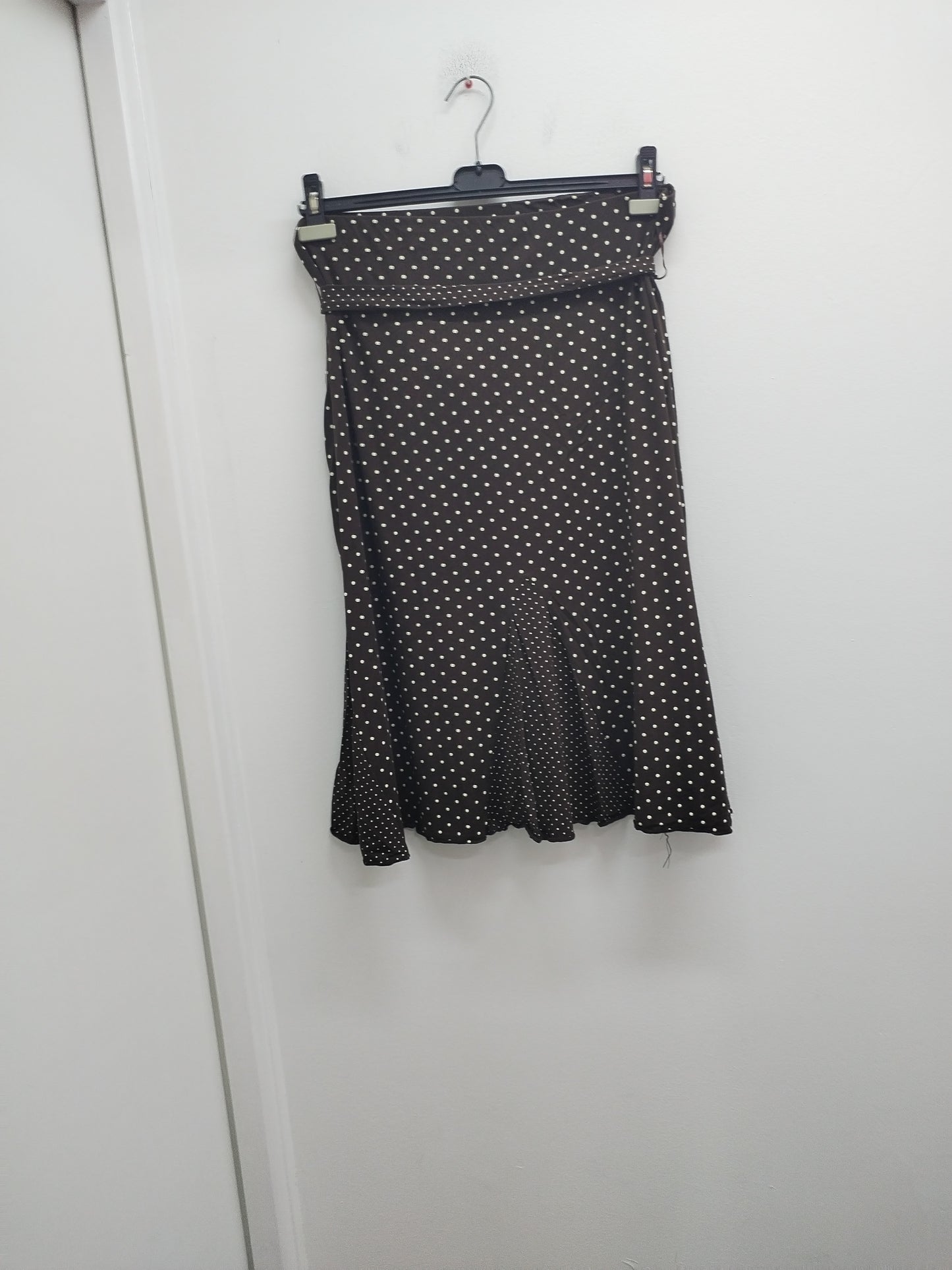 Jupe mi-longue Canda marron à pois Taille 48