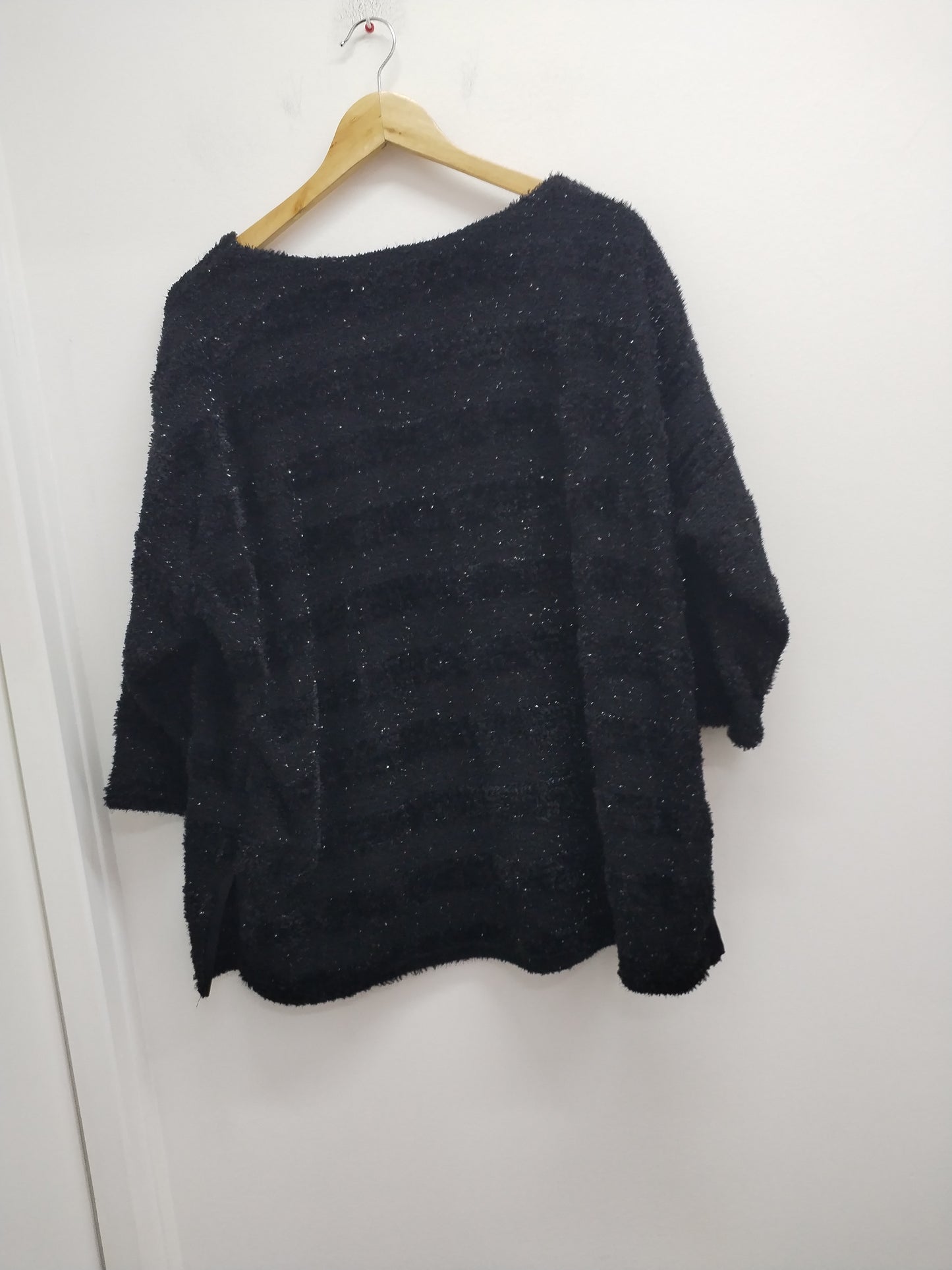 Pull manches 3/4 maille poilue noir brillant Taille 2XL