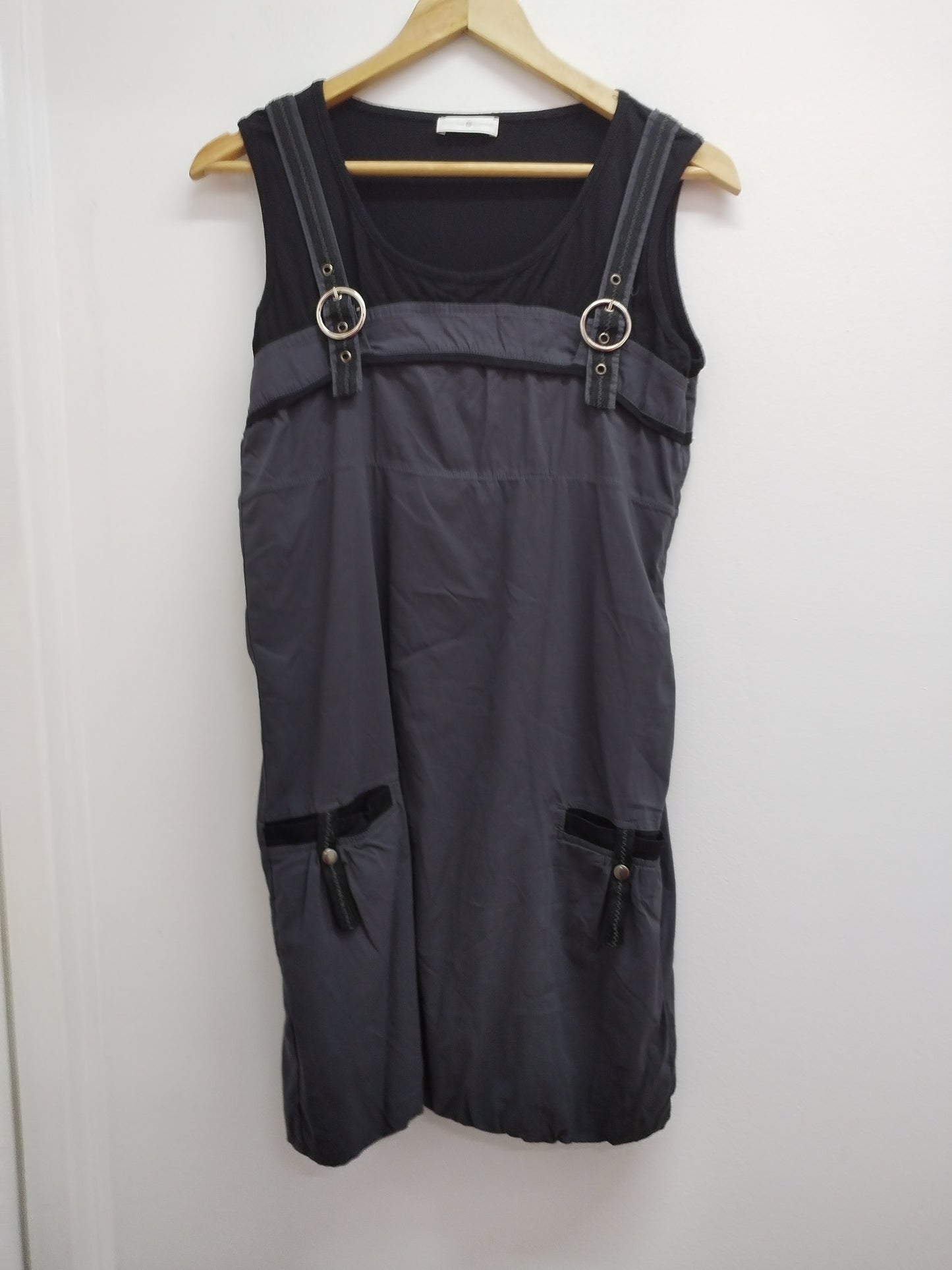 Robe sans manche Cache-Cache noire et grise Taille 42